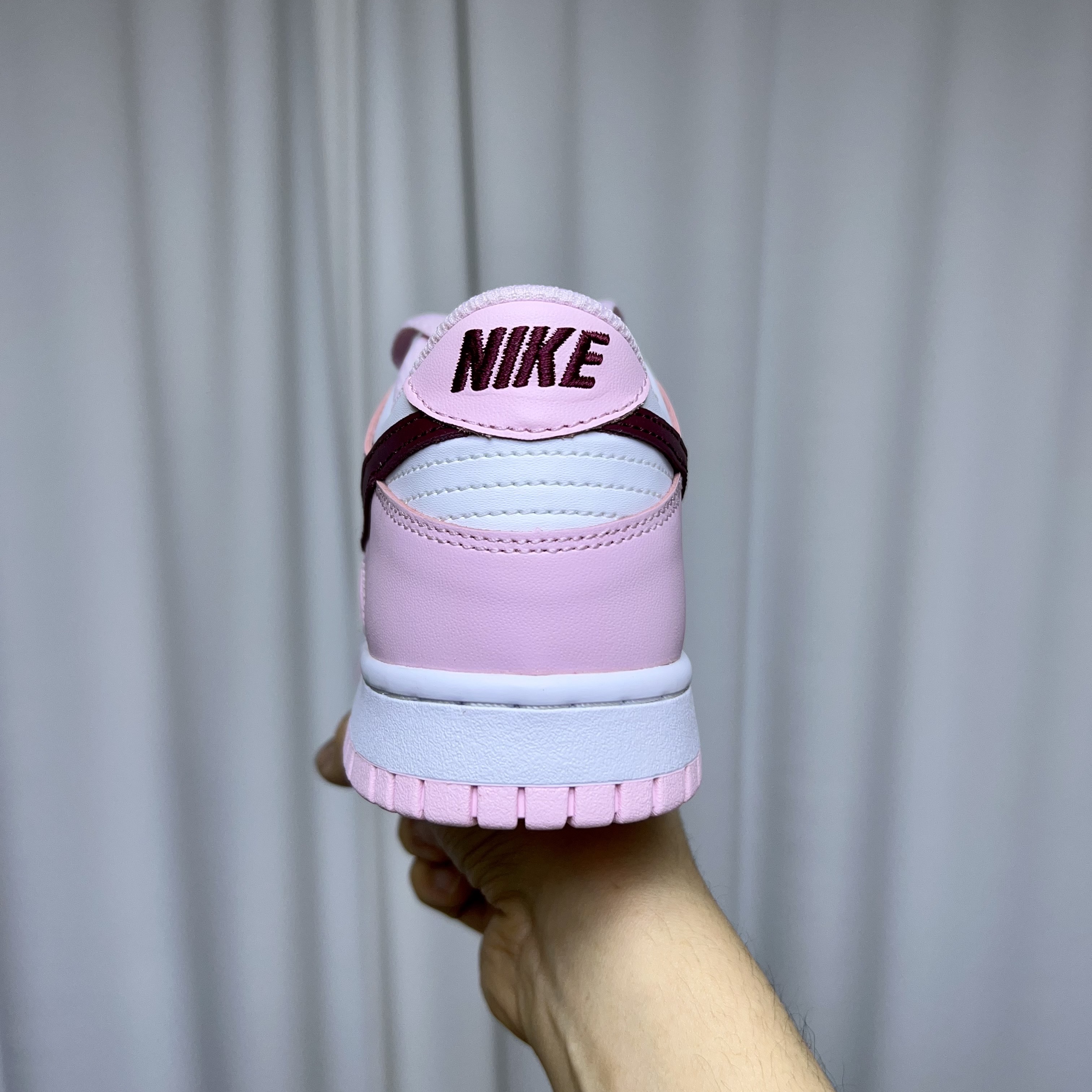 (GS) Nike Dunk Low Pink Foam 착용 스타일 - 3