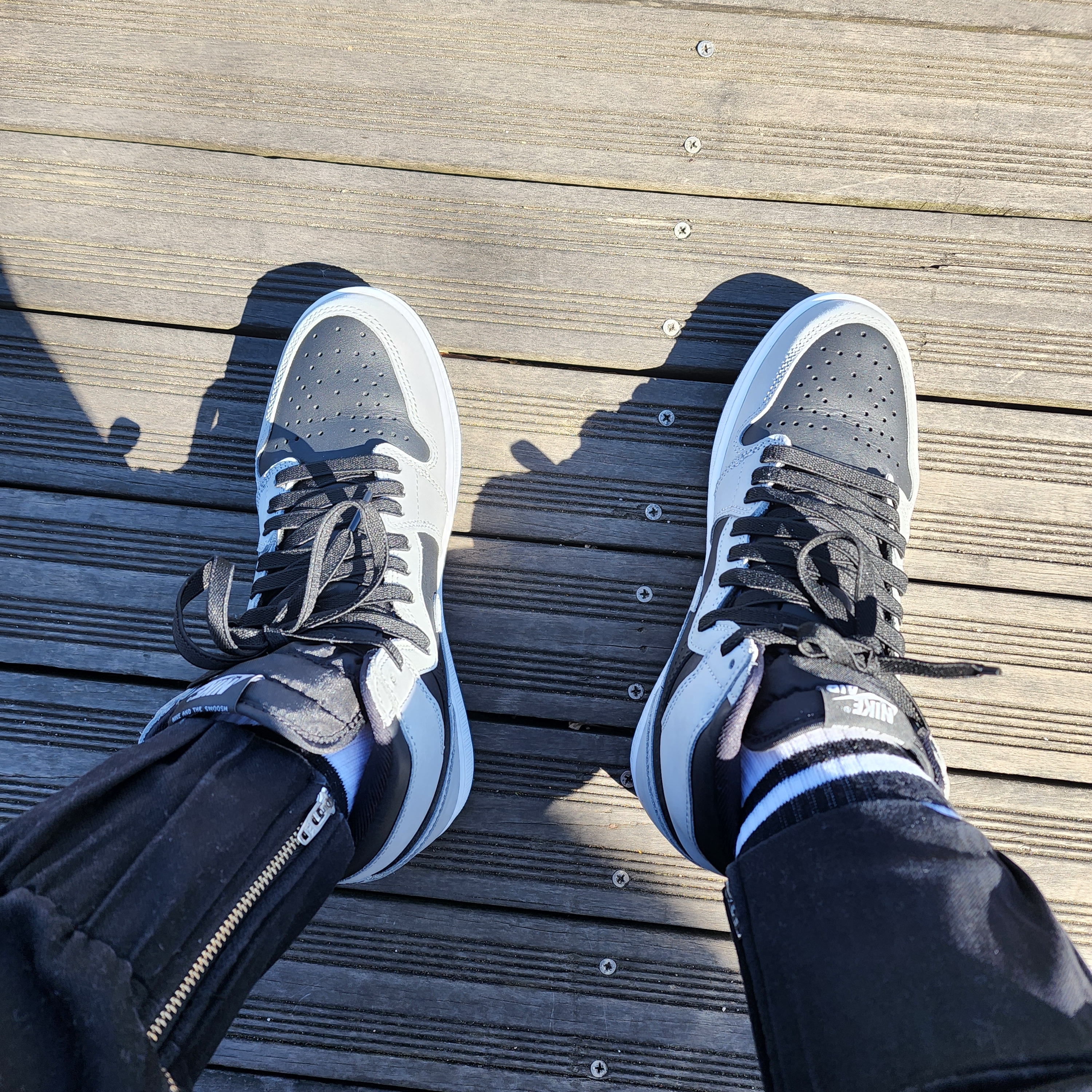 Jordan 1 Retro High OG Shadow 2.0 착용 스타일 - 3
