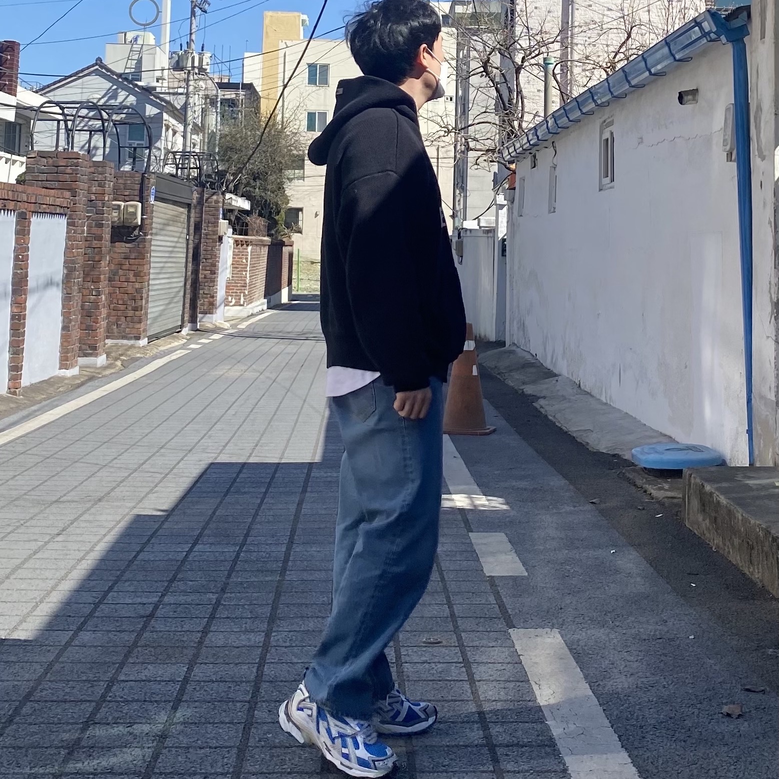 Balenciaga Runner Sneakers Blue White, Essentials Knit Hoodie Black - 20FW 착용 스타일