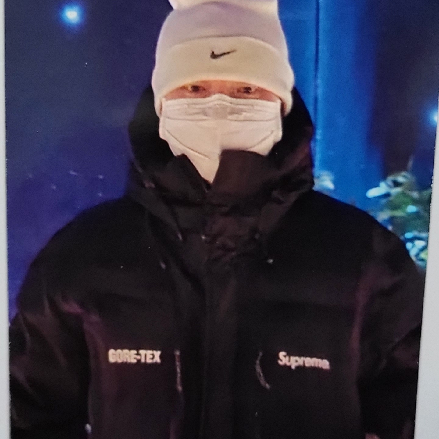 Supreme Gore-Tex 700-Fill Down Parka Black - 19FW 착용 스타일