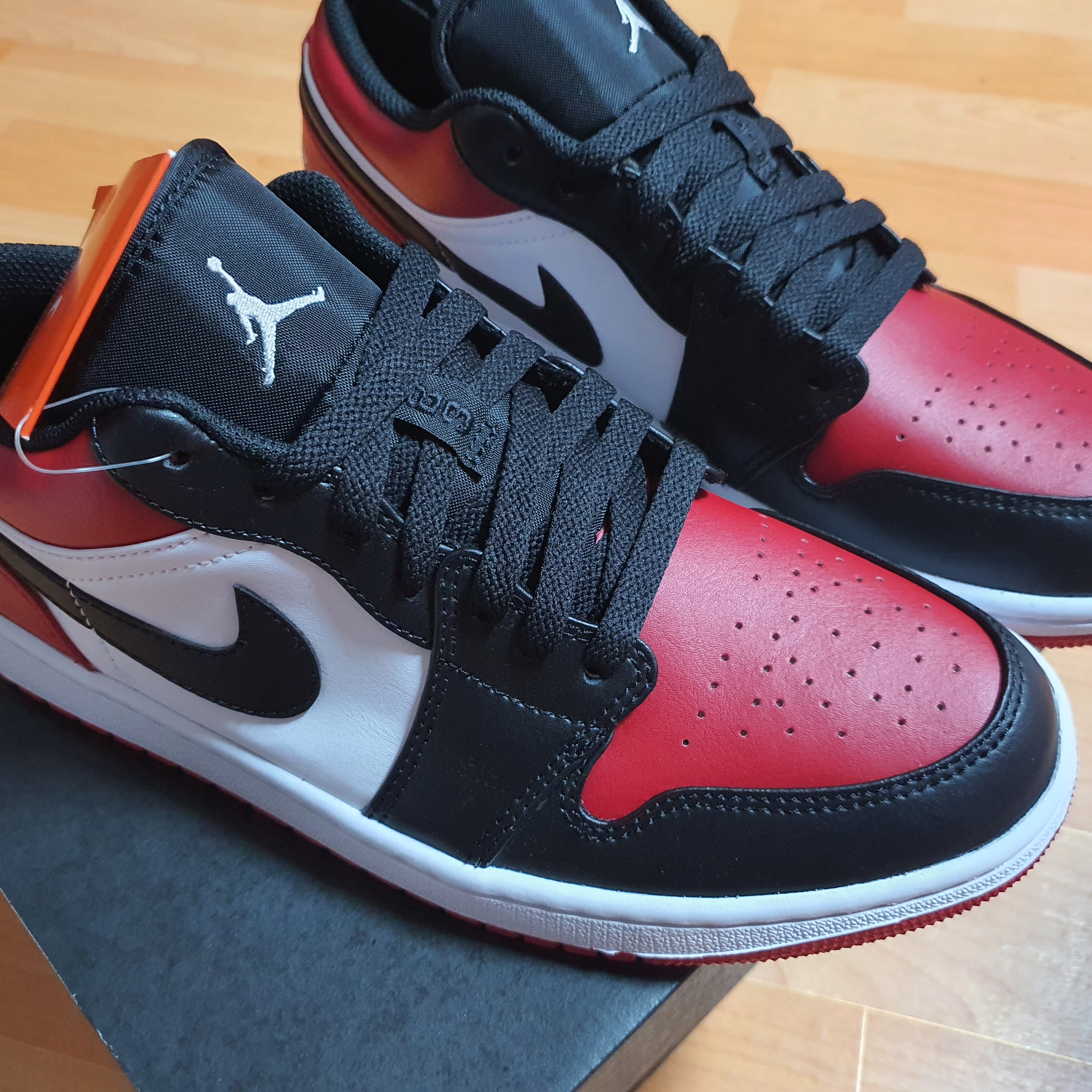 Jordan 1 Low Bred Toe 착용 스타일