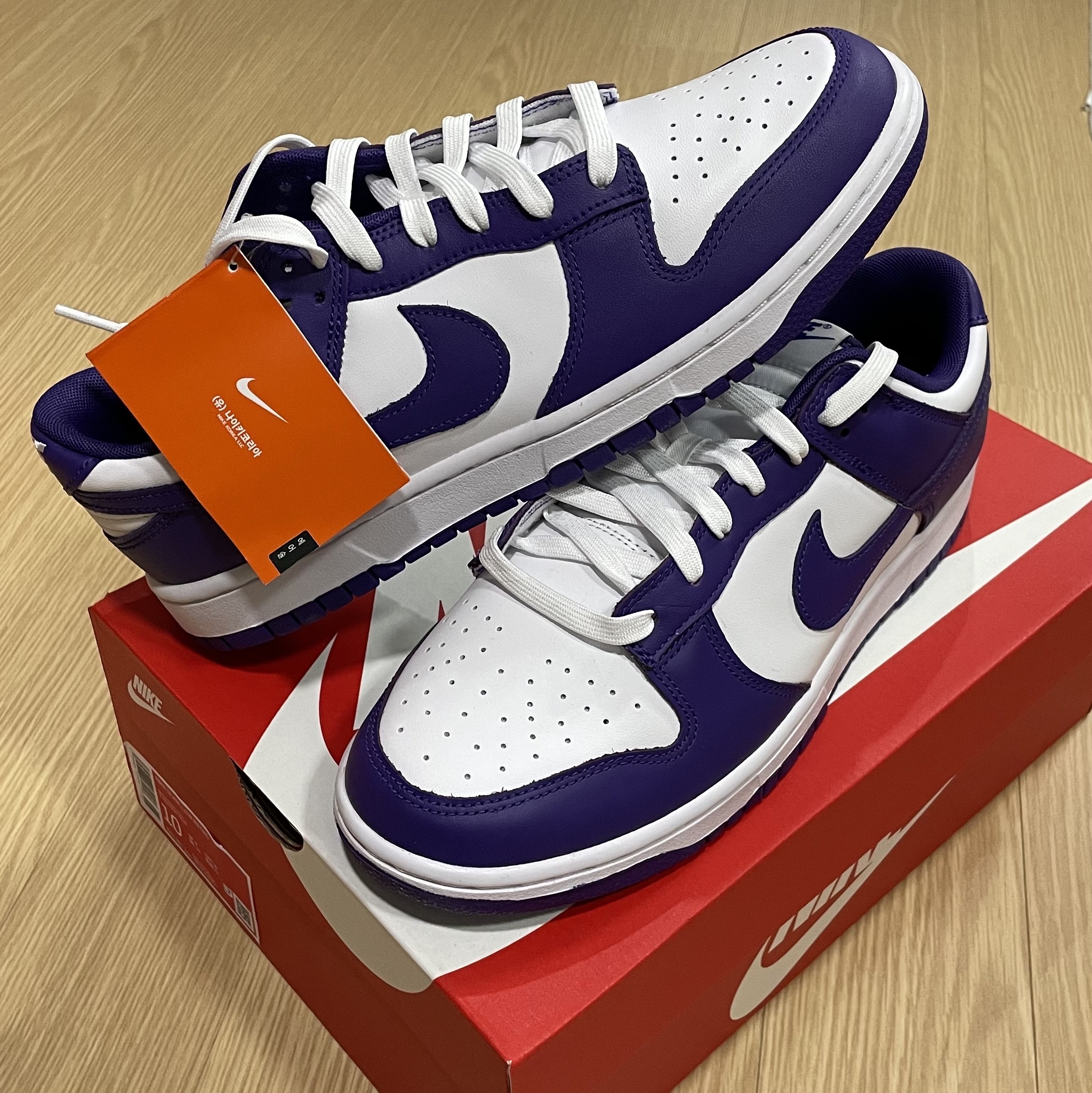 Nike Dunk Low Retro Championship Court Purple 착용 스타일
