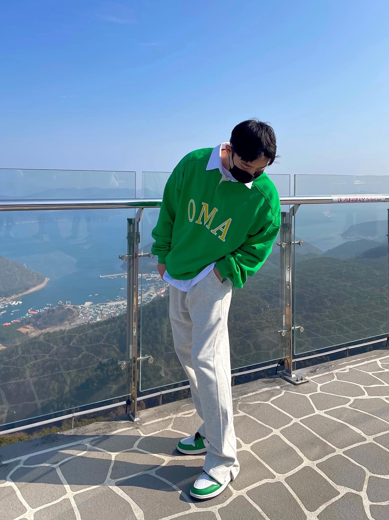 (W) Jordan 1 Retro High OG Lucky Green 착용 스타일 - 1