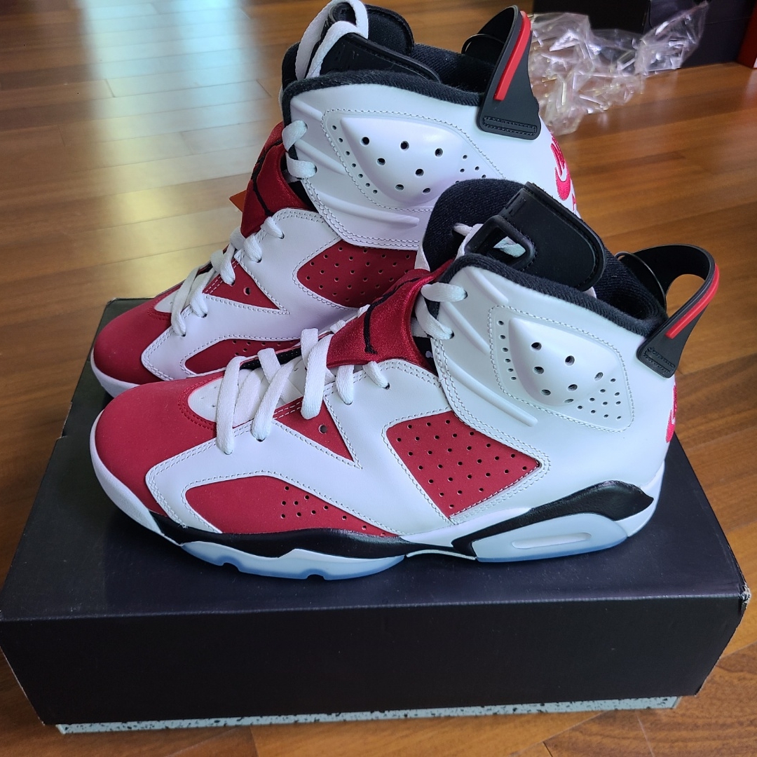 Jordan 6 Retro Carmine 2021 착용 스타일 - 1