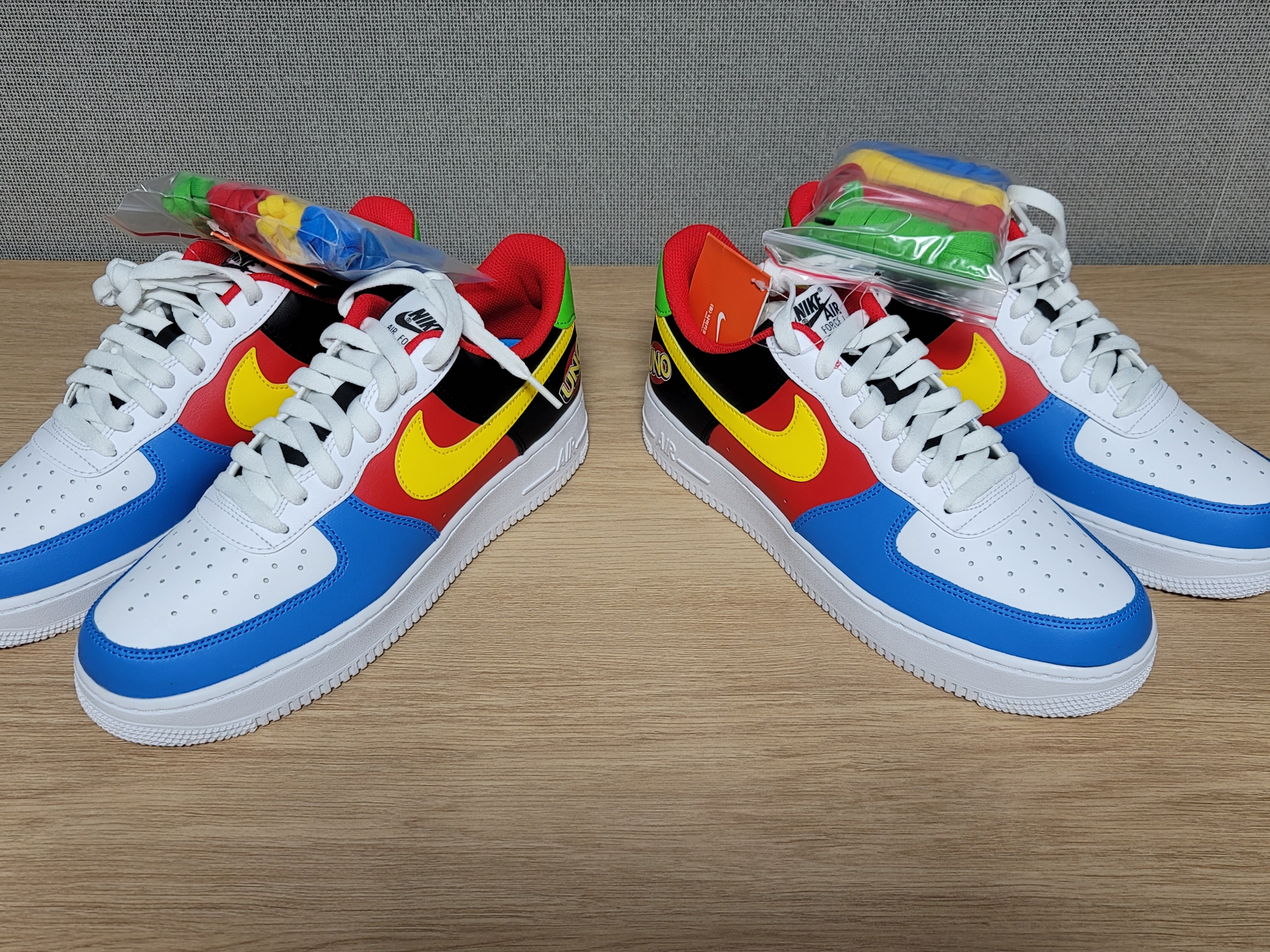 Nike x UNO Air Force 1 '07 QS White Yellow Zest 착용 스타일