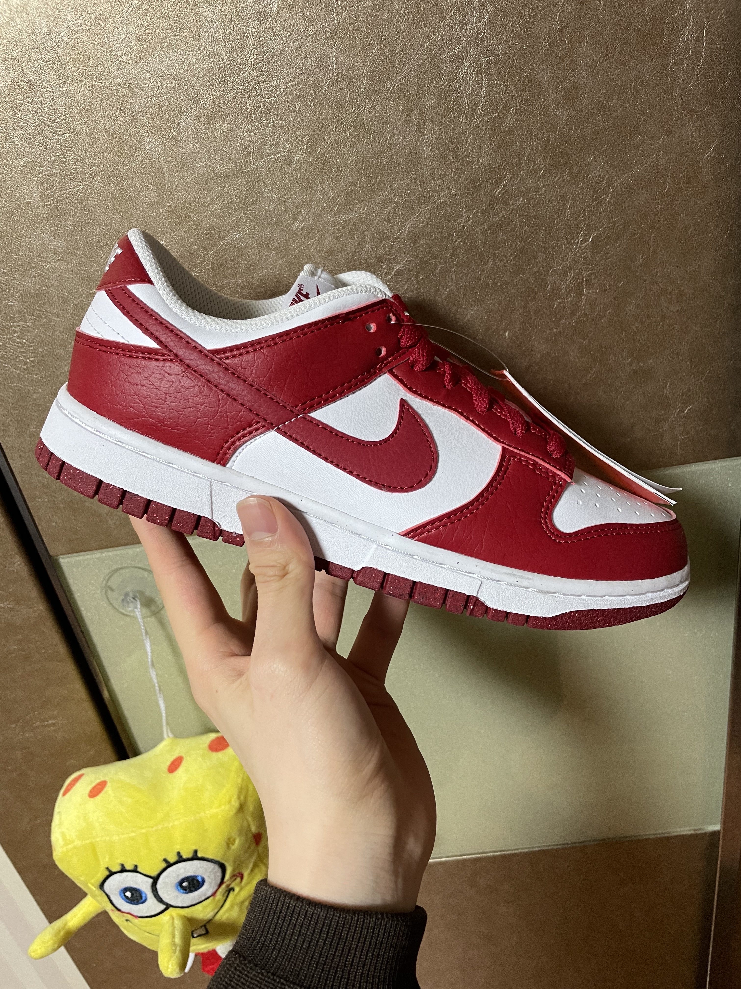(W) Nike Dunk Low Next Nature Gym Red 착용 스타일