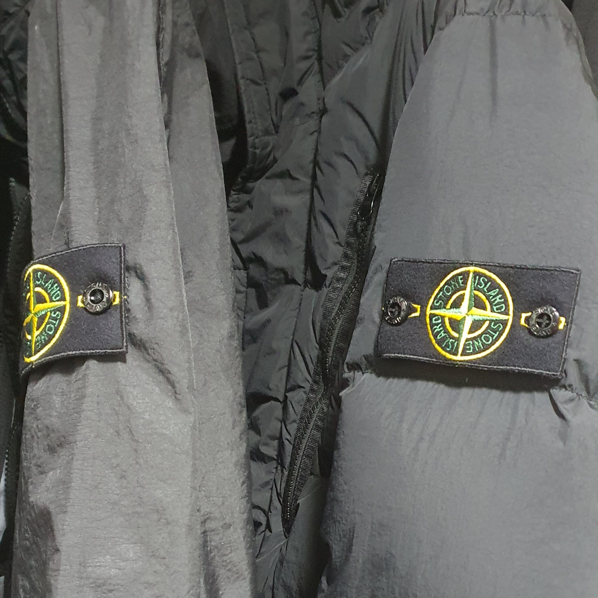 Stone Island 40223 Membrana 3L TC Garment Dyed Hooded Jacket Black - 22SS 착용 스타일 - 5