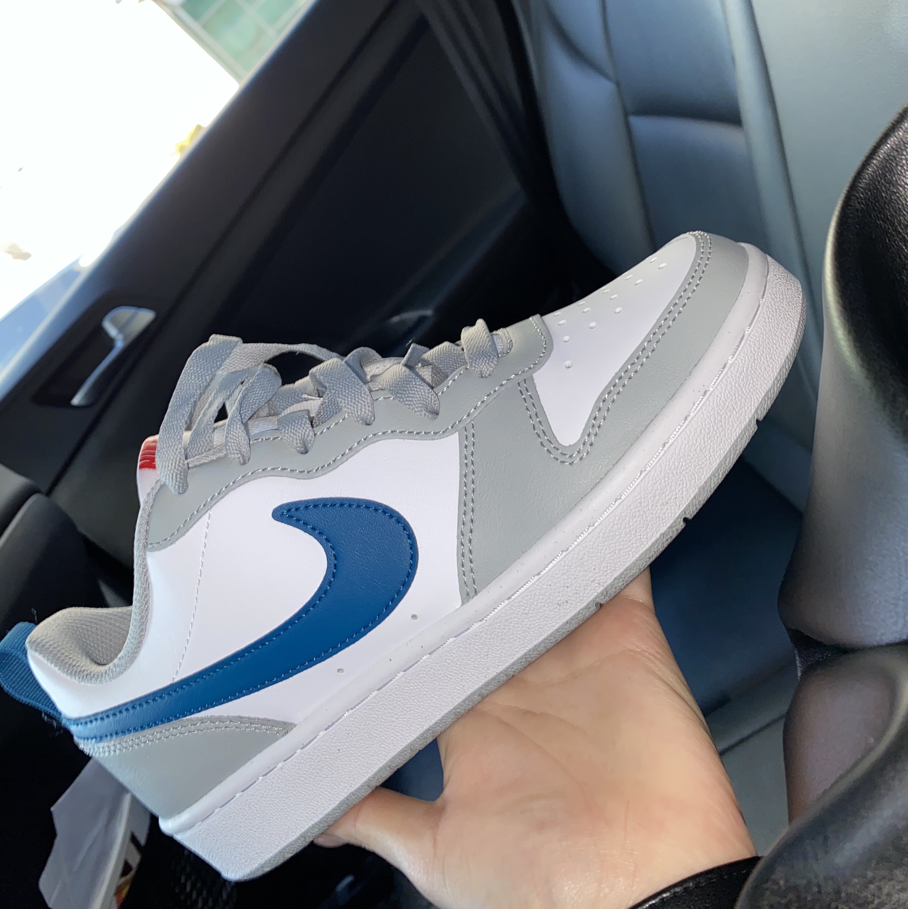 (GS) Nike Court Borough Low 2 Light Smoke Grey 착용 스타일 - 2