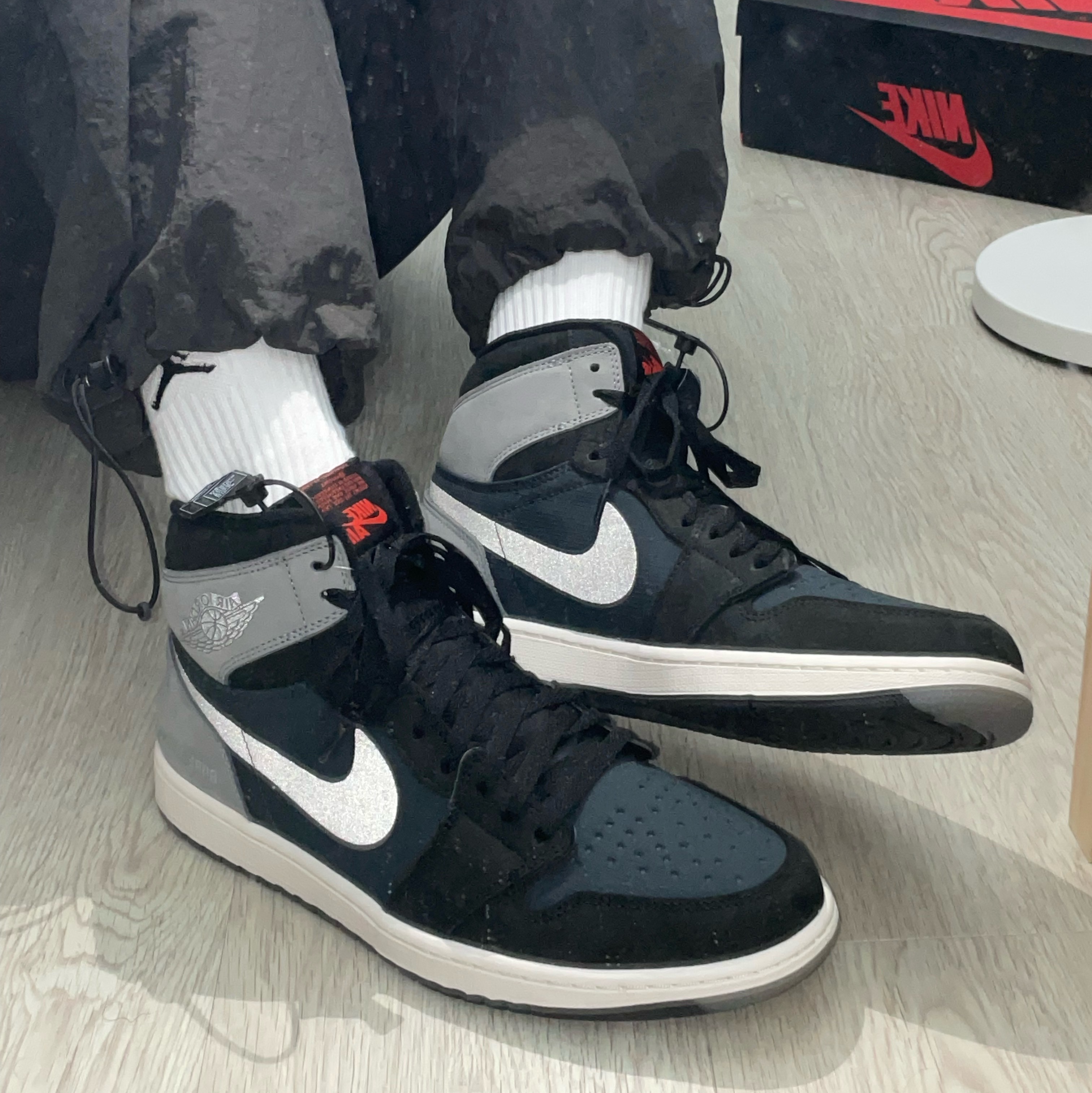Jordan 1 Element Gore-Tex Particle Grey 착용 스타일