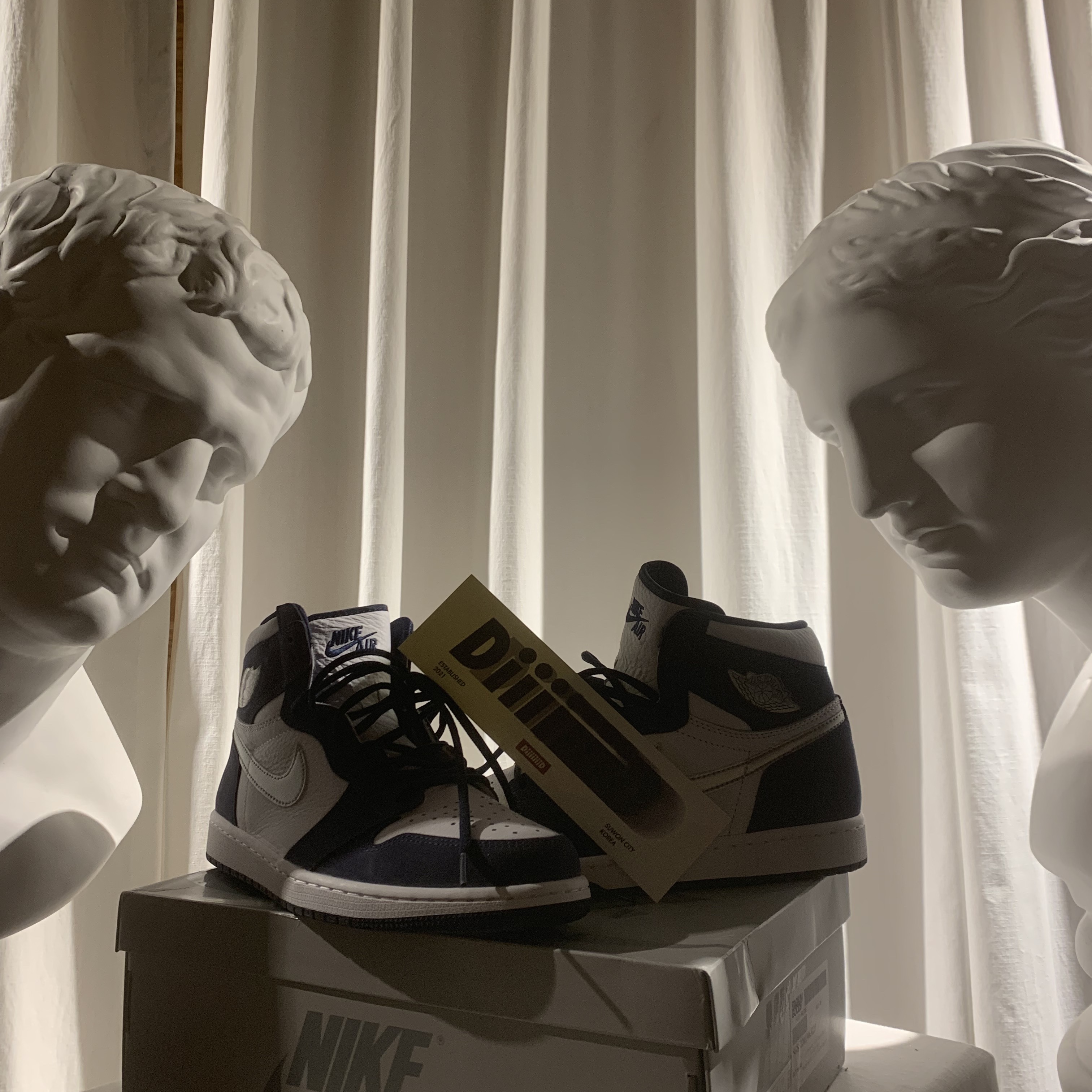 Jordan 1 Retro High OG CO.JP Midnight Navy 착용 스타일
