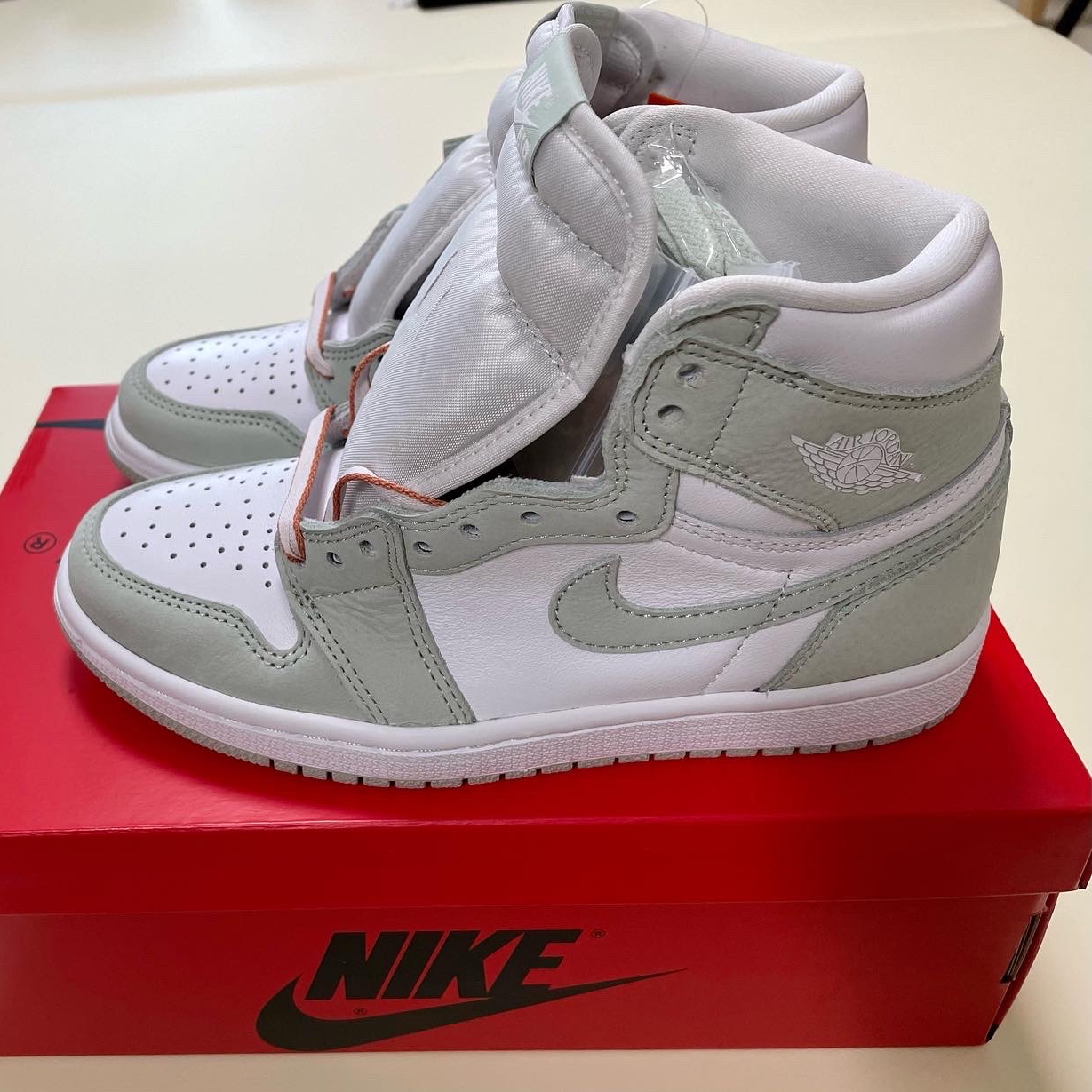 (W) Jordan 1 Retro High OG Seafoam 착용 스타일