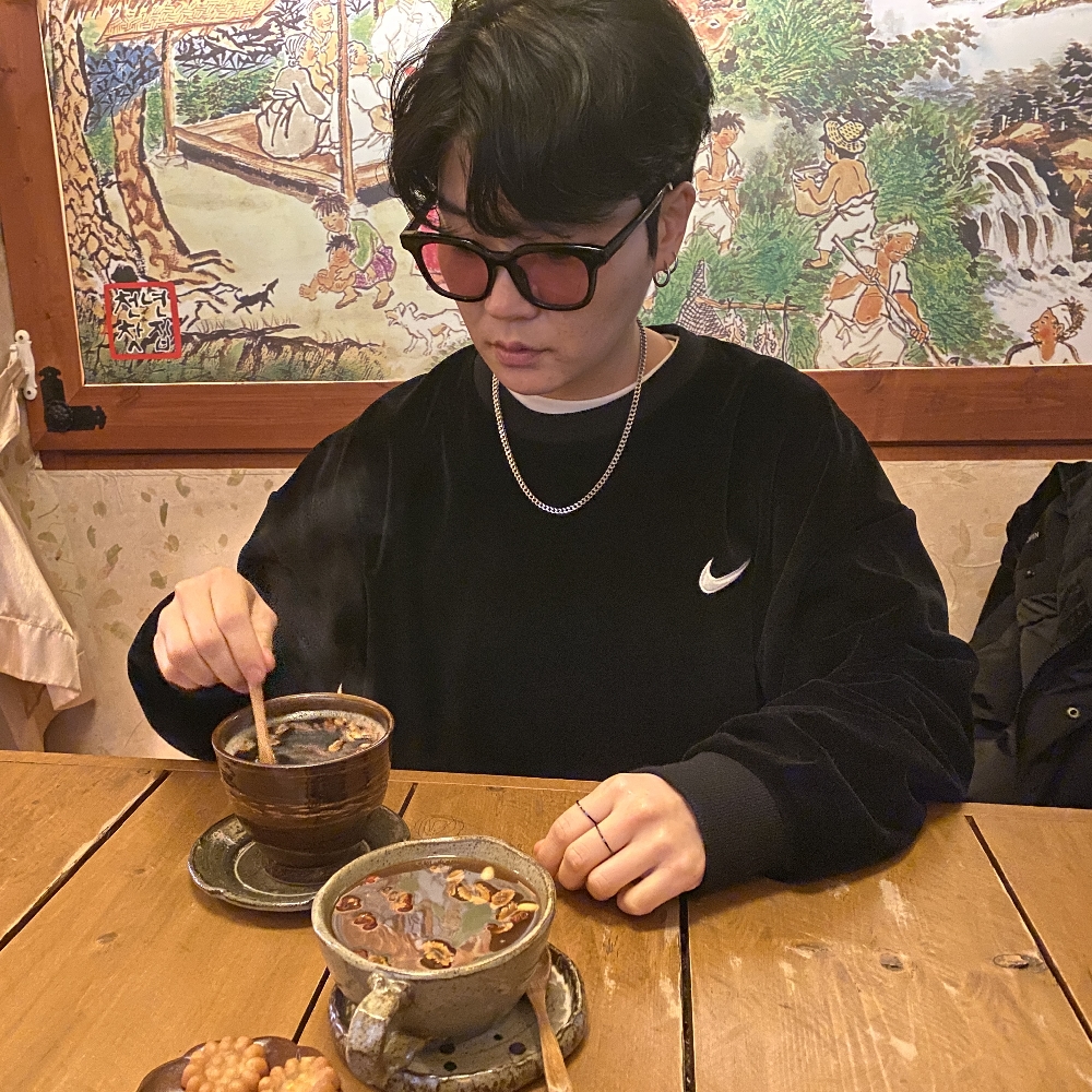KREAM 프로필 이미지
