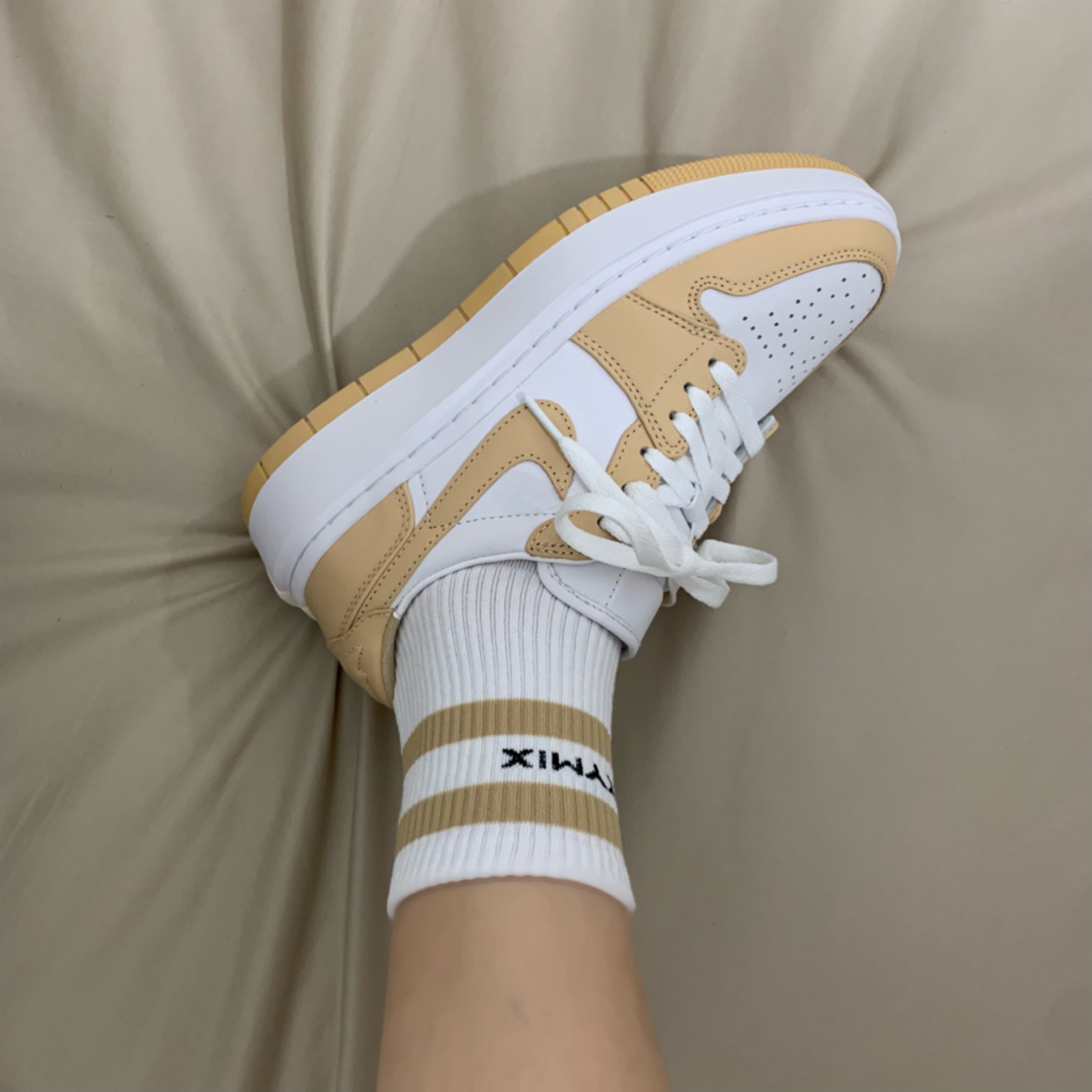 (W) Jordan 1 Elevate Low White Onyx 착용 스타일