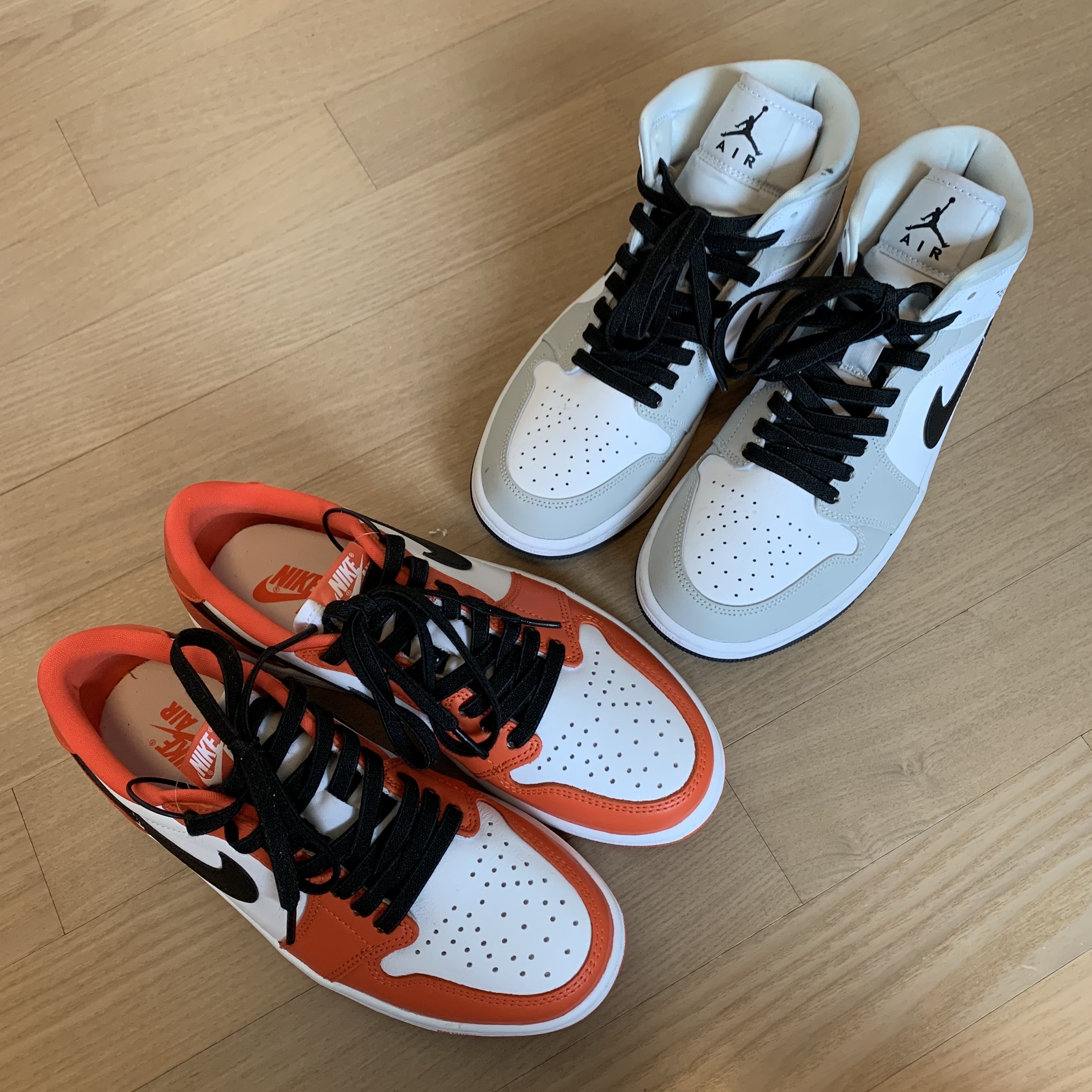 Jordan 1 Low OG Starfish, (W) Jordan 1 Mid Grey Fog 착용 스타일