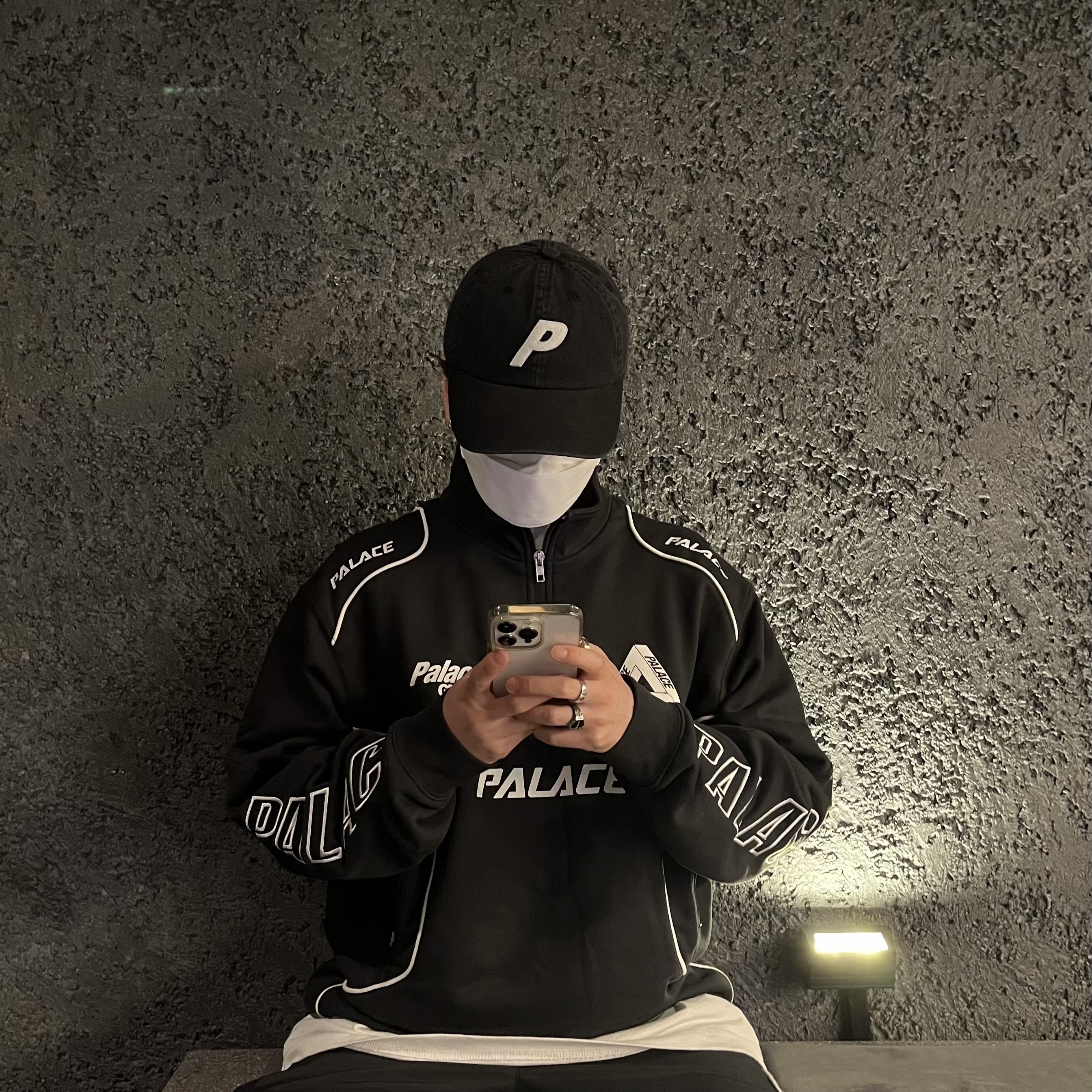 Palace Washed Twill P 6-Panel Black - 22SS 착용 스타일
