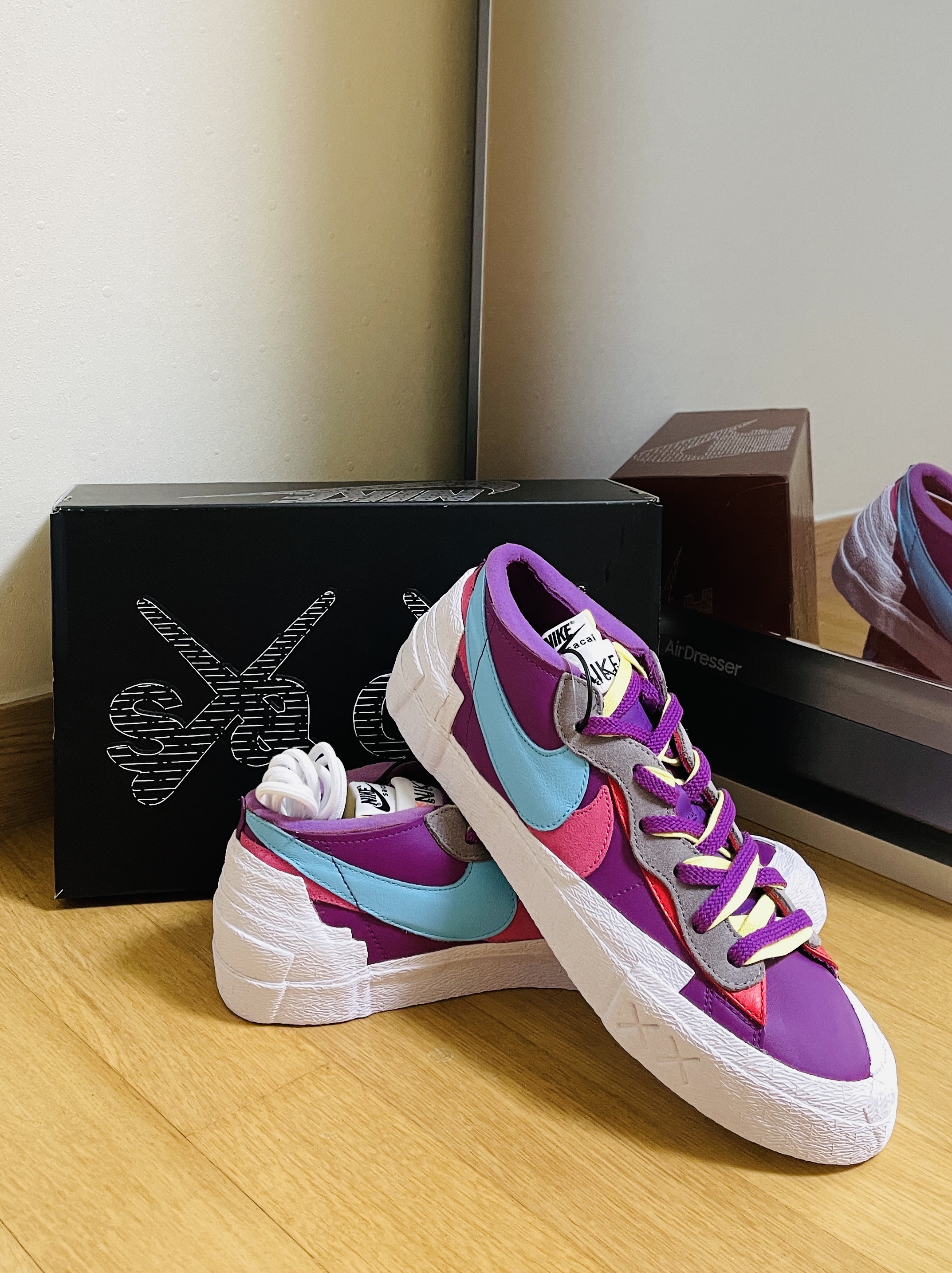 Nike x Sacai x Kaws Blazer Low Purple Dusk 착용 스타일