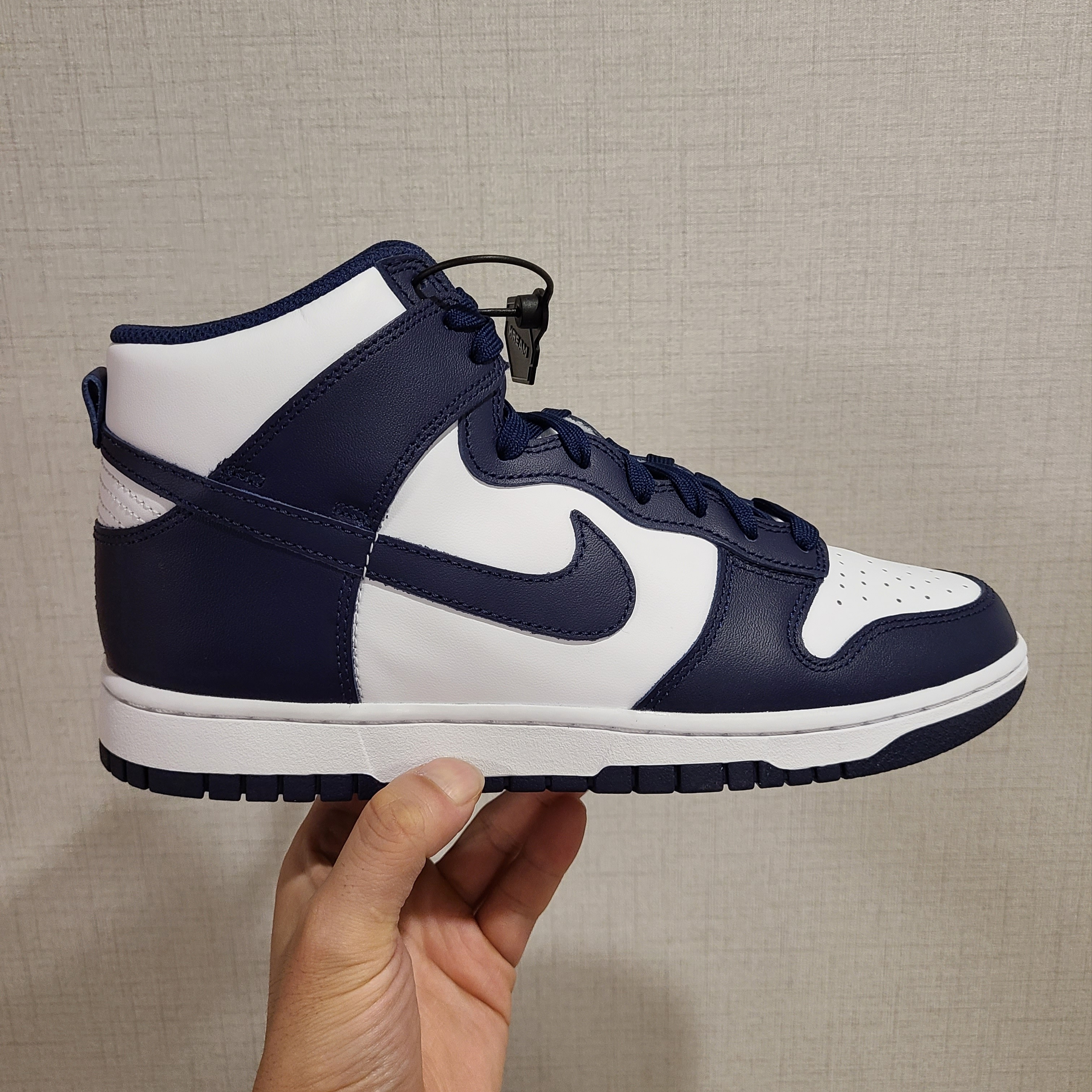 Nike Dunk High Retro Championship Navy 착용 스타일