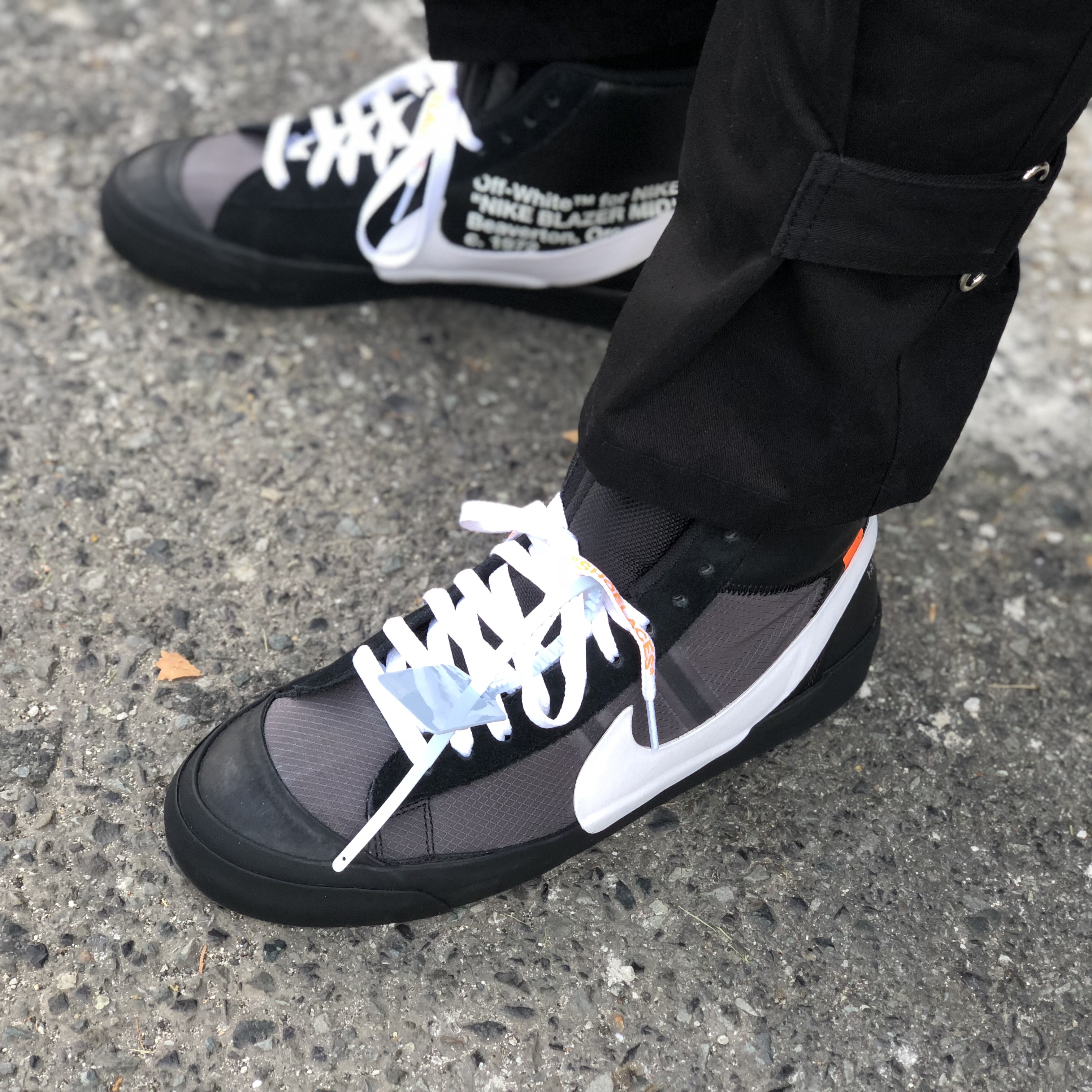 Nike x Off-White Blazer Mid Grim Reaper Black 착용 스타일