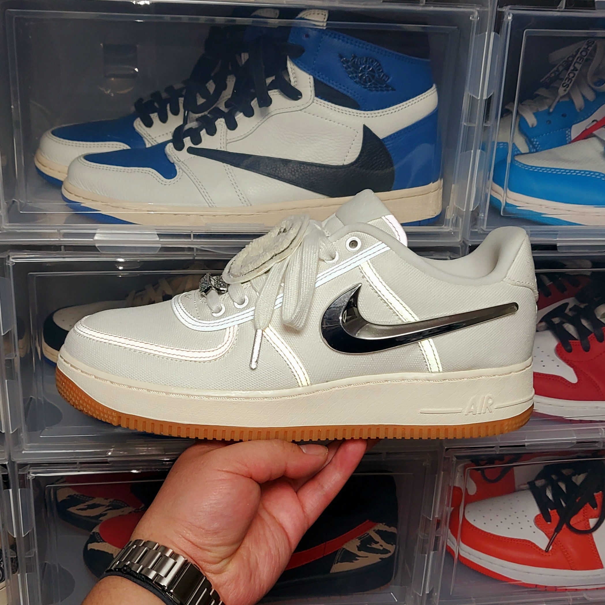 Nike x Travis Scott Air Force 1 Low Sail 착용 스타일 - 2