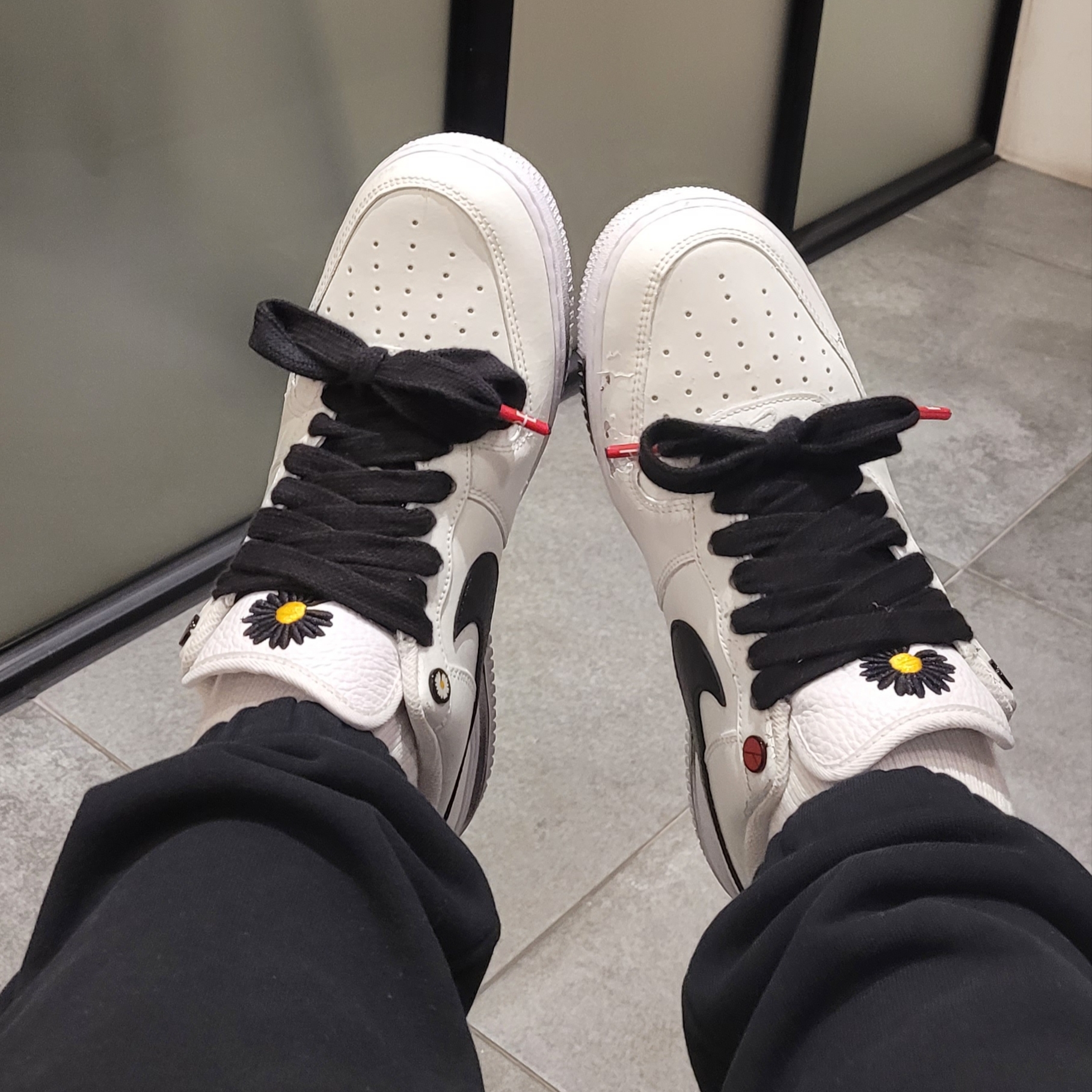 Nike x Peaceminusone Air Force 1 Low Para-Noise 2.0 착용 스타일