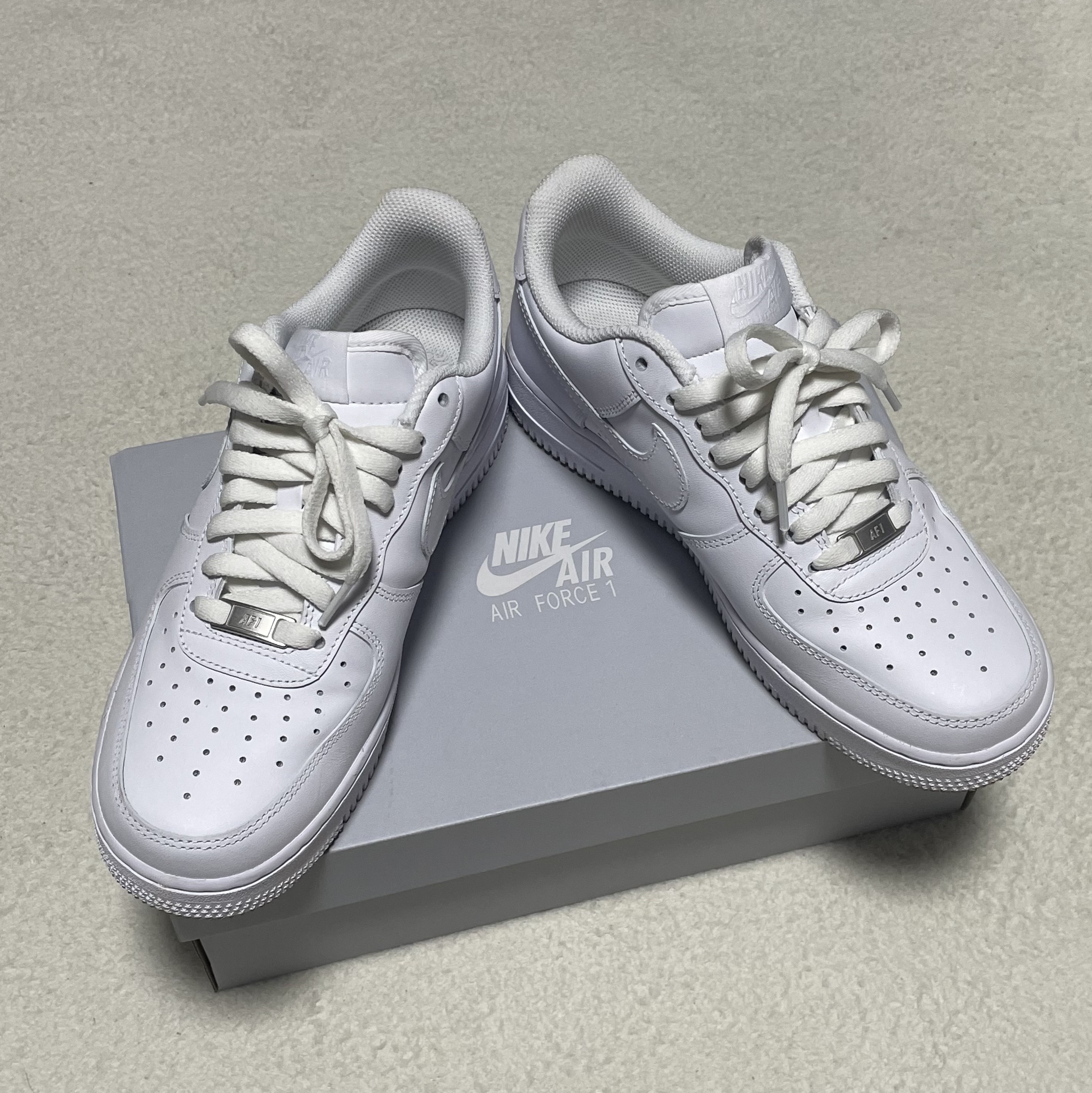 Nike Air Force 1 '07 Low White 착용 스타일