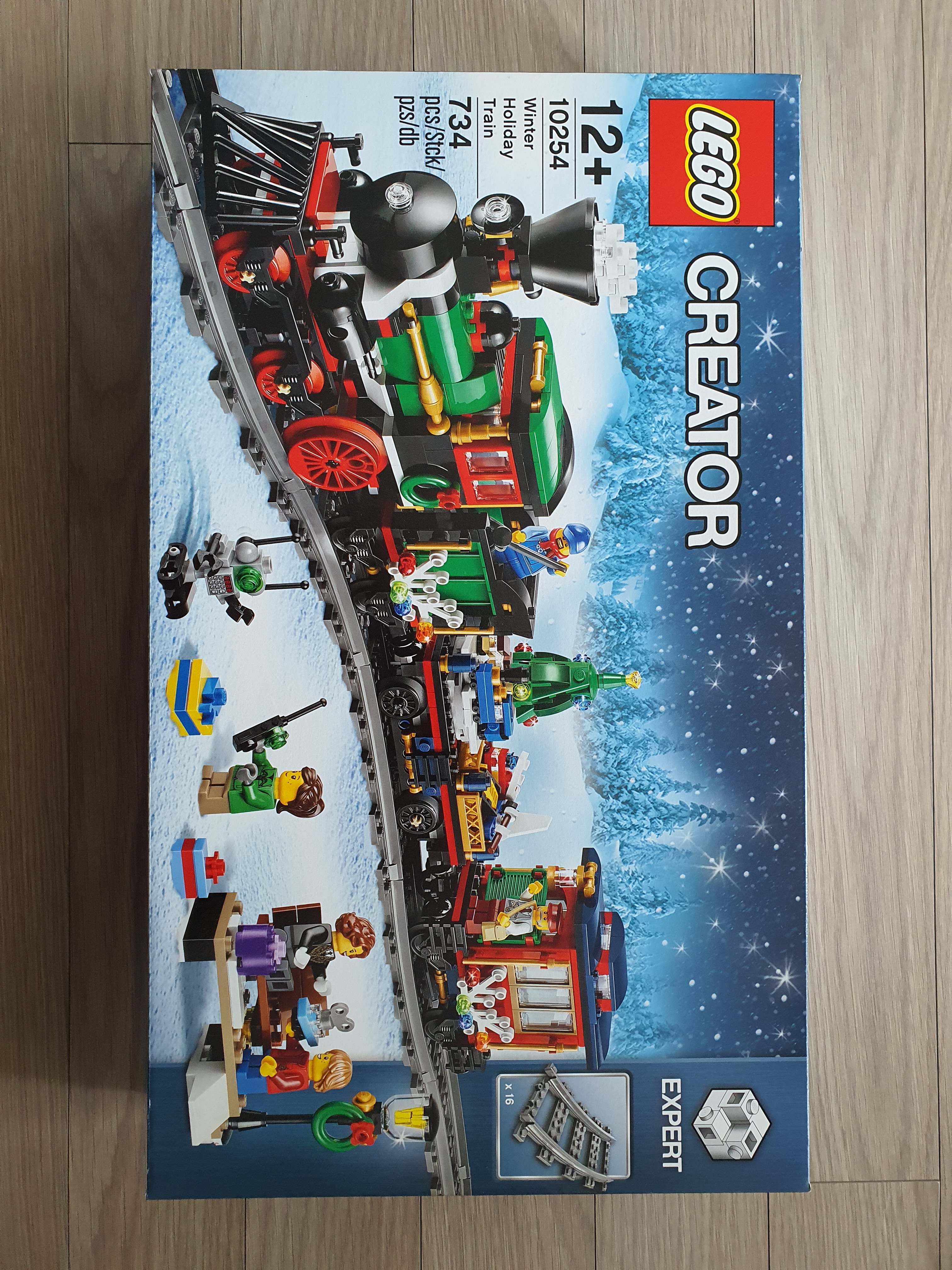 Lego Winter Holiday Train 착용 스타일 - 1