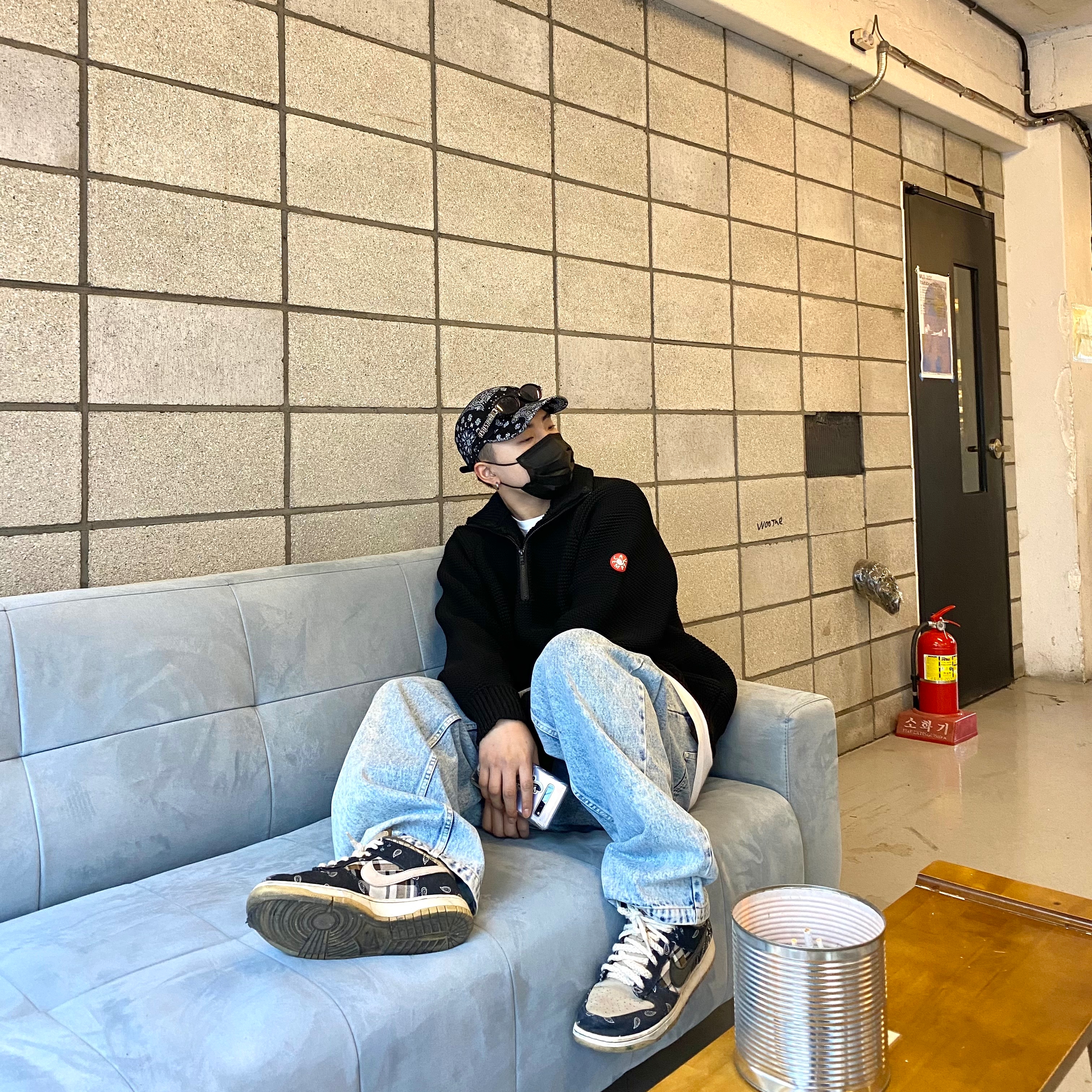 Supreme Bandana Camp Cap Black - 21SS, Nike x Travis Scott SB Dunk Low 착용 스타일 - 2