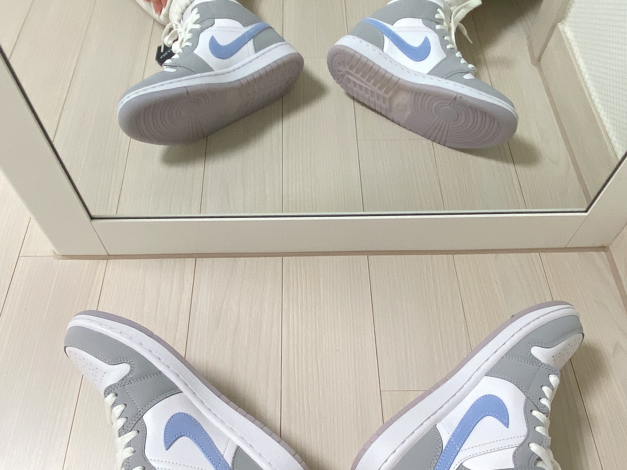 (W) Jordan 1 Mid Wolf Grey 착용 스타일 - 2