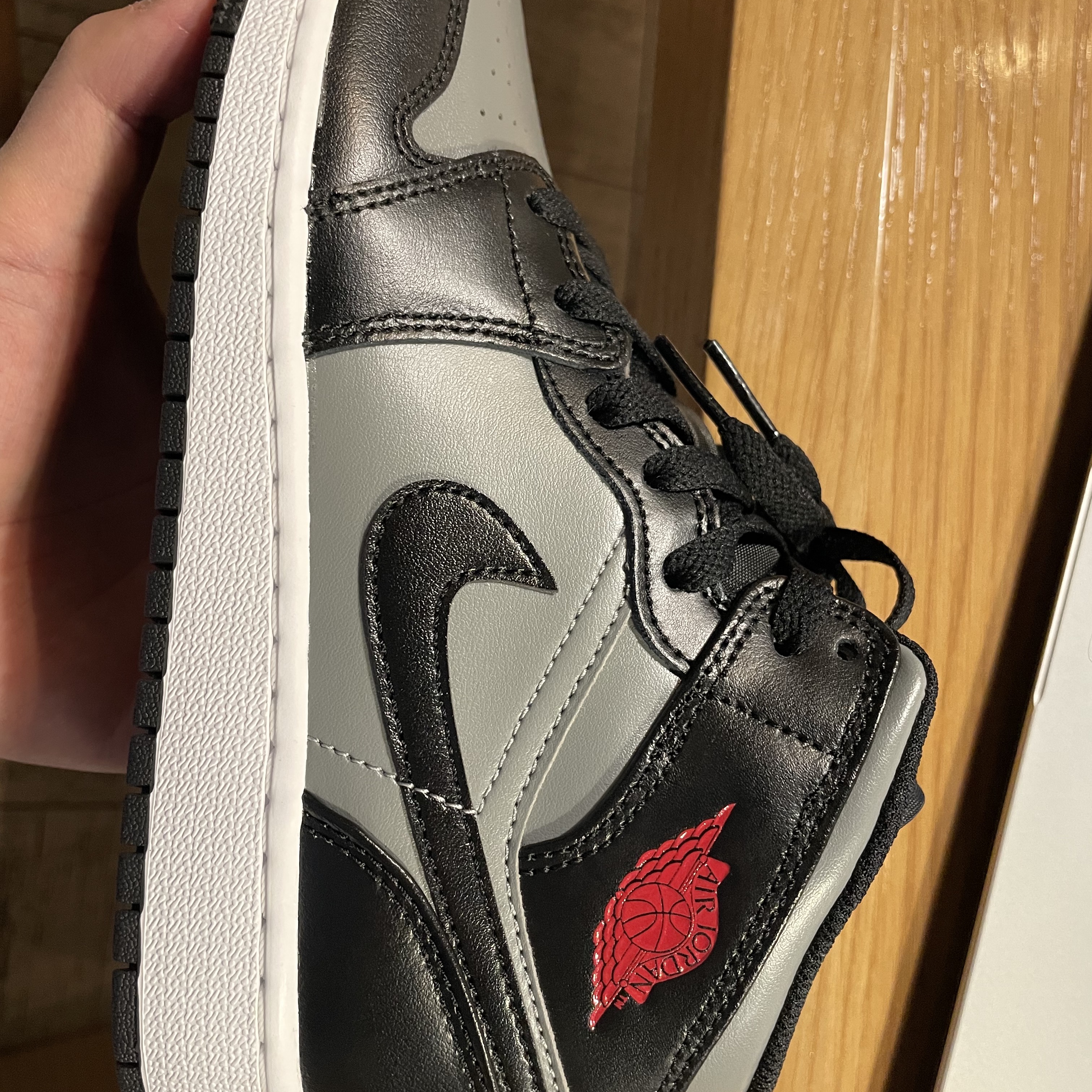 Jordan 1 Mid Shadow, (GS) Jordan 1 Mid Shadow 착용 스타일