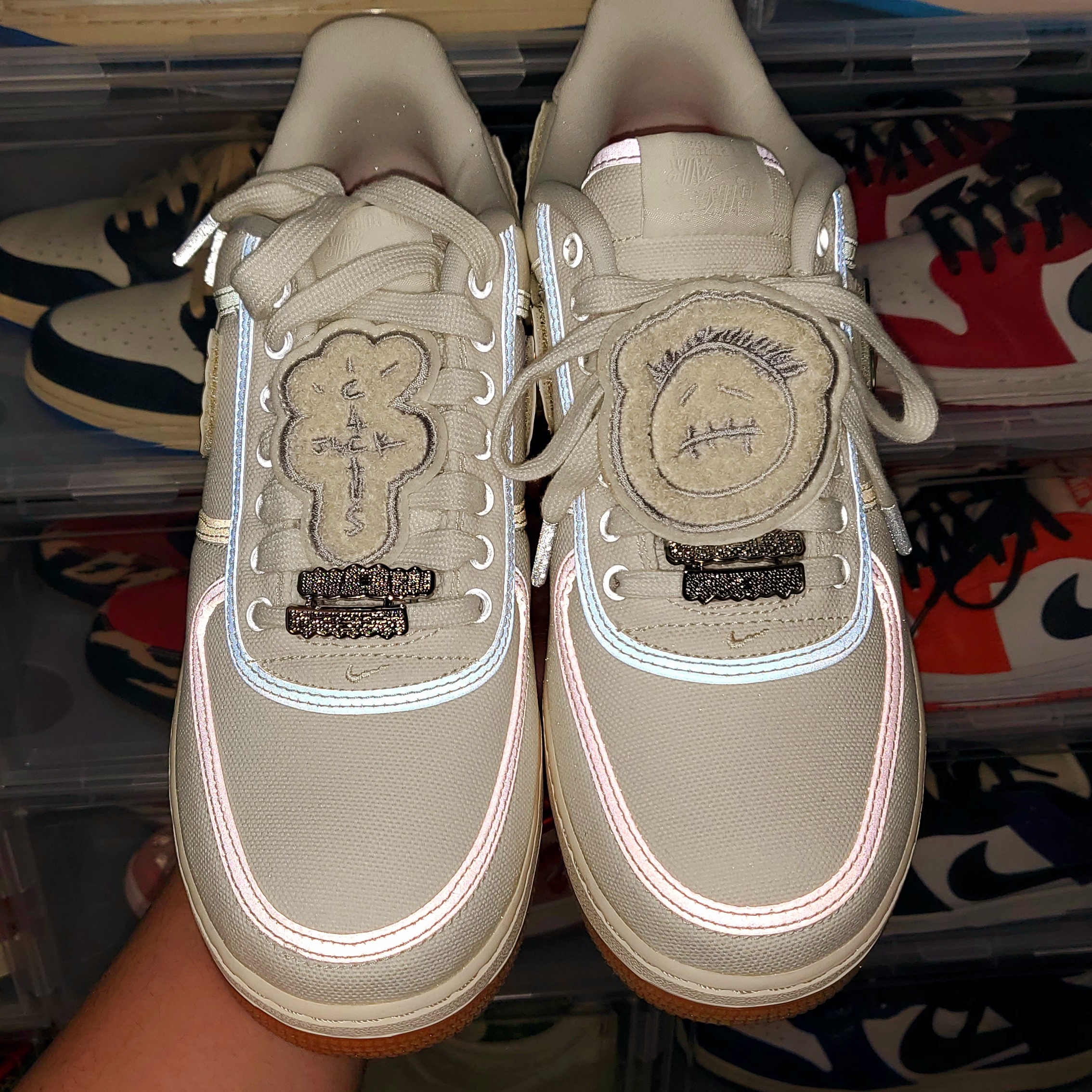 Nike x Travis Scott Air Force 1 Low Sail 착용 스타일 - 4
