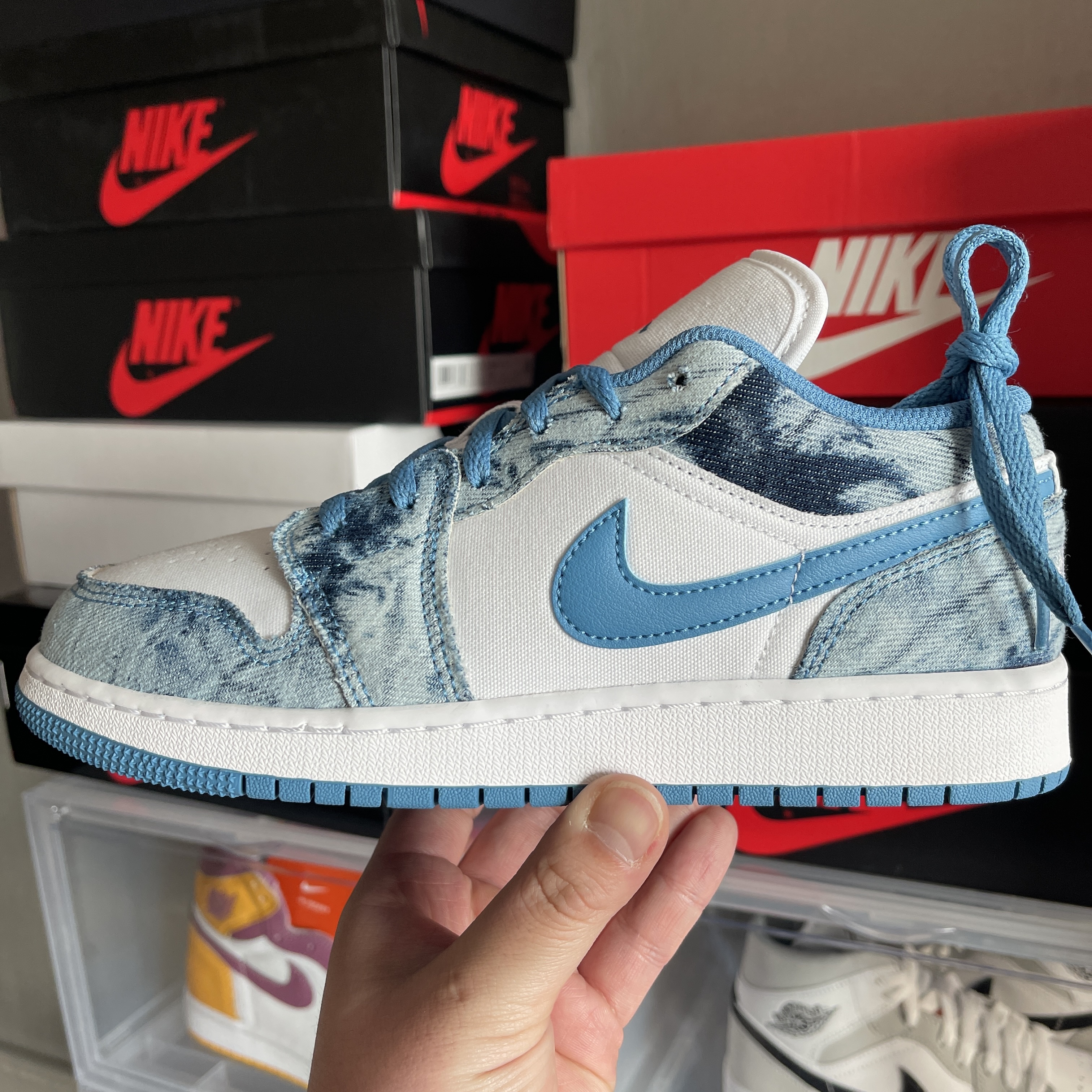 (GS) Jordan 1 Low Washed Denim 착용 스타일 - 3