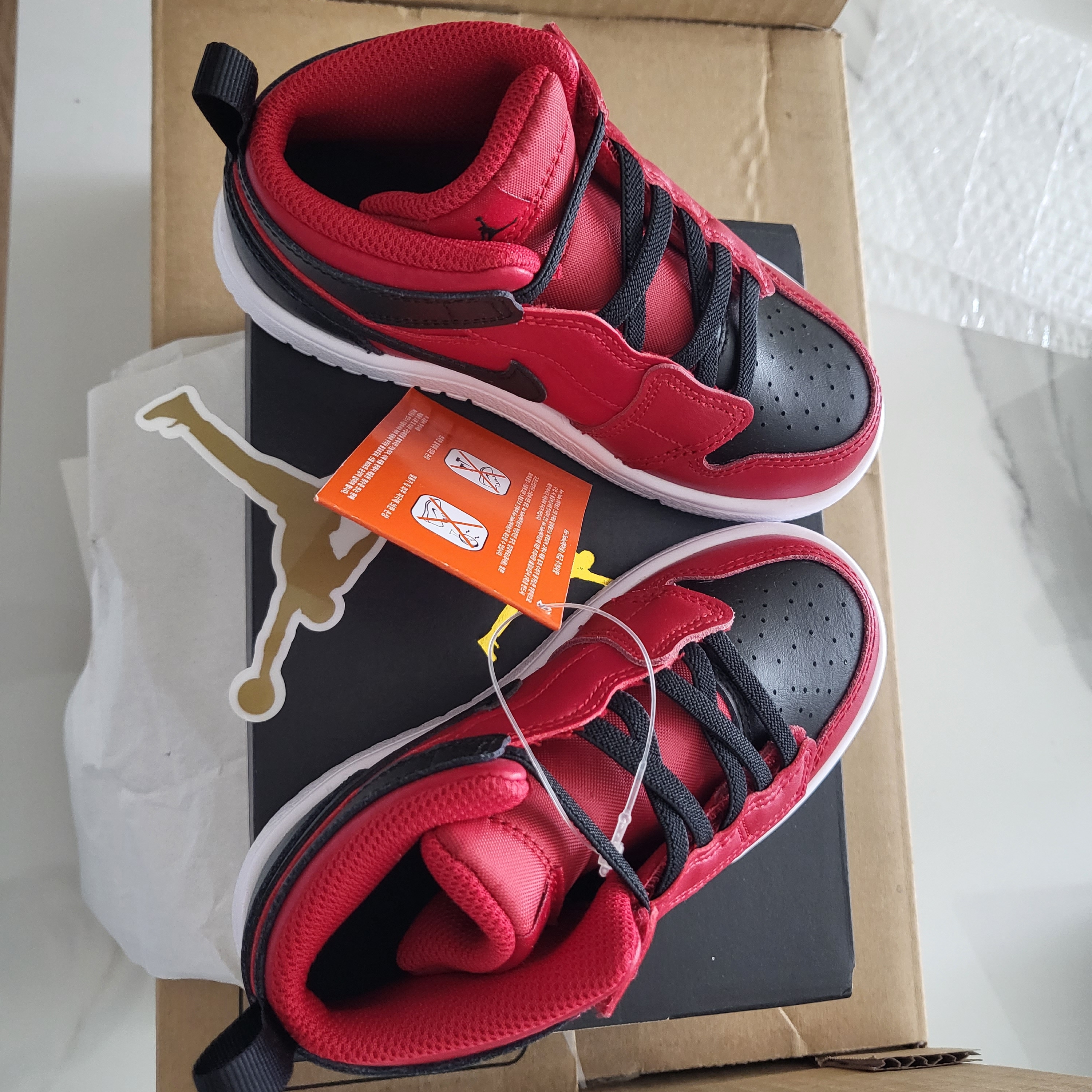 (TD) Jordan 1 Mid Alt Gym Red 착용 스타일