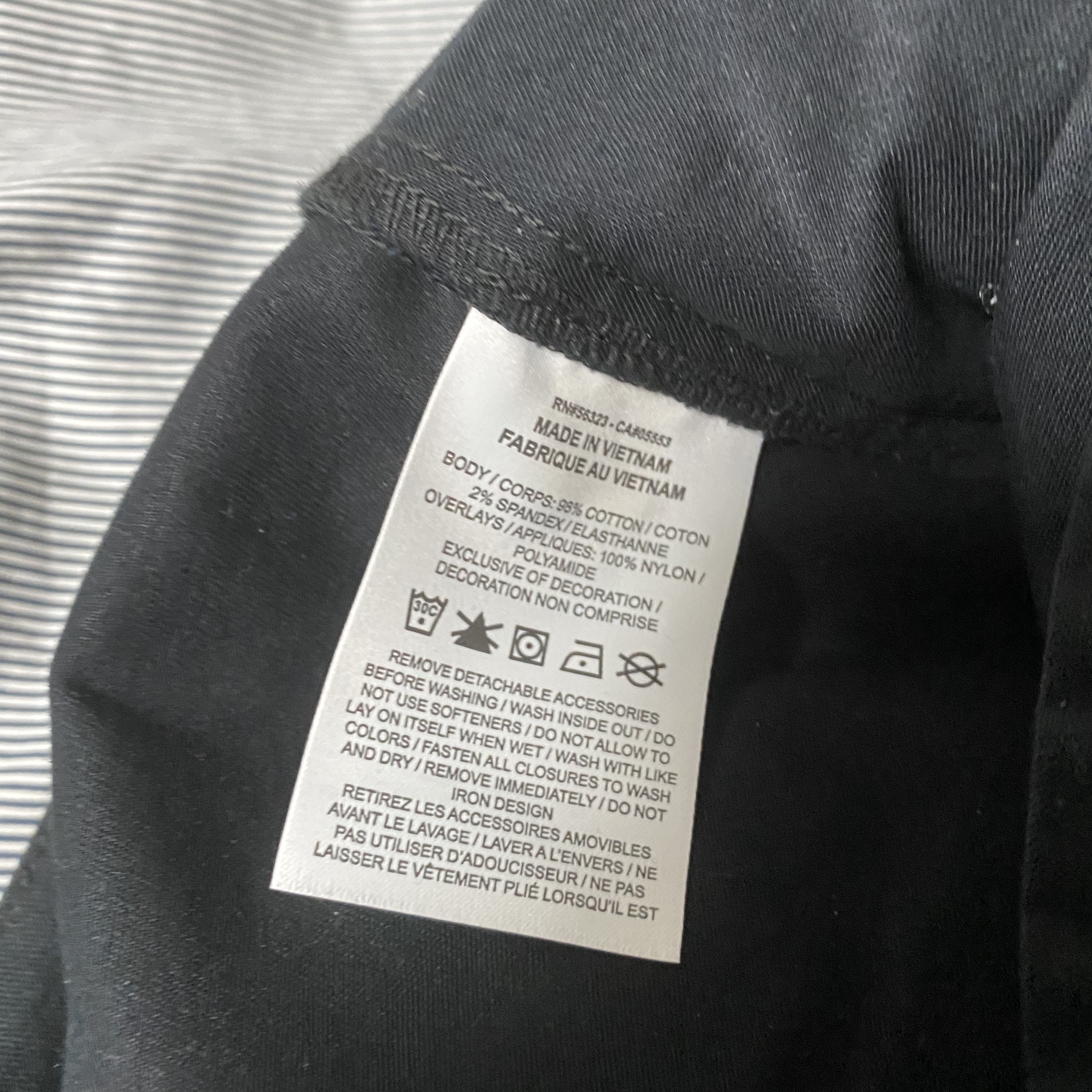 Nike x Off-White NRG Pants Black 착용 스타일 - 4