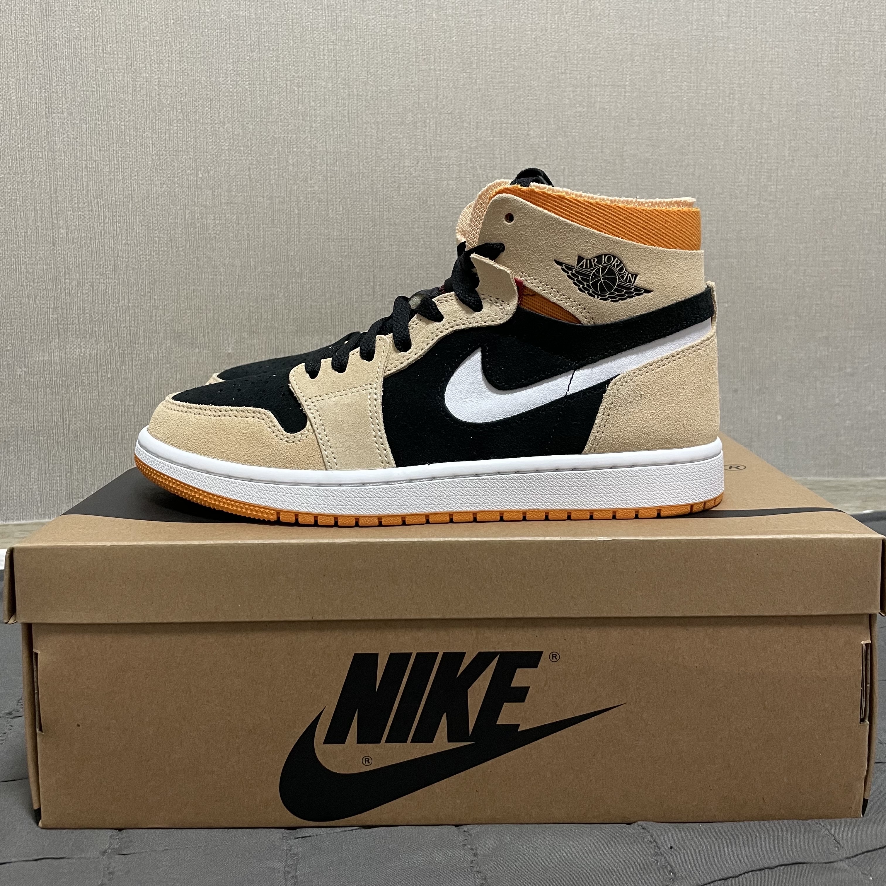 Jordan 1 Zoom Air CMFT Pumpkin Spice 착용 스타일 - 2