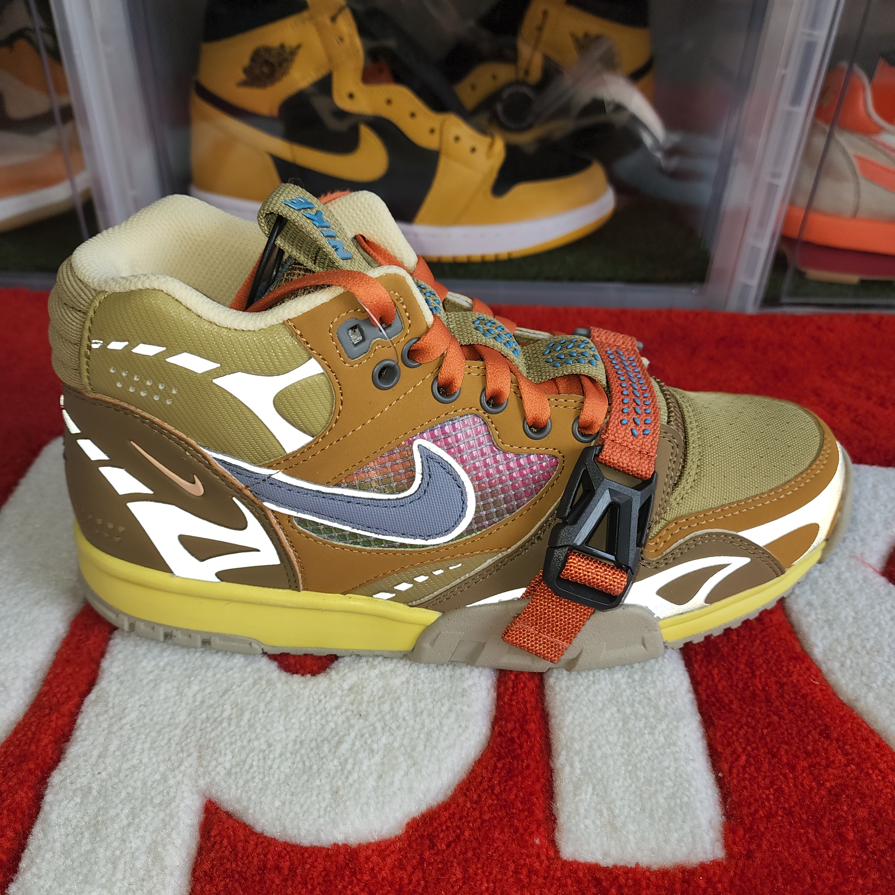 Nike Air Trainer 1 SP Coriander 착용 스타일 - 1