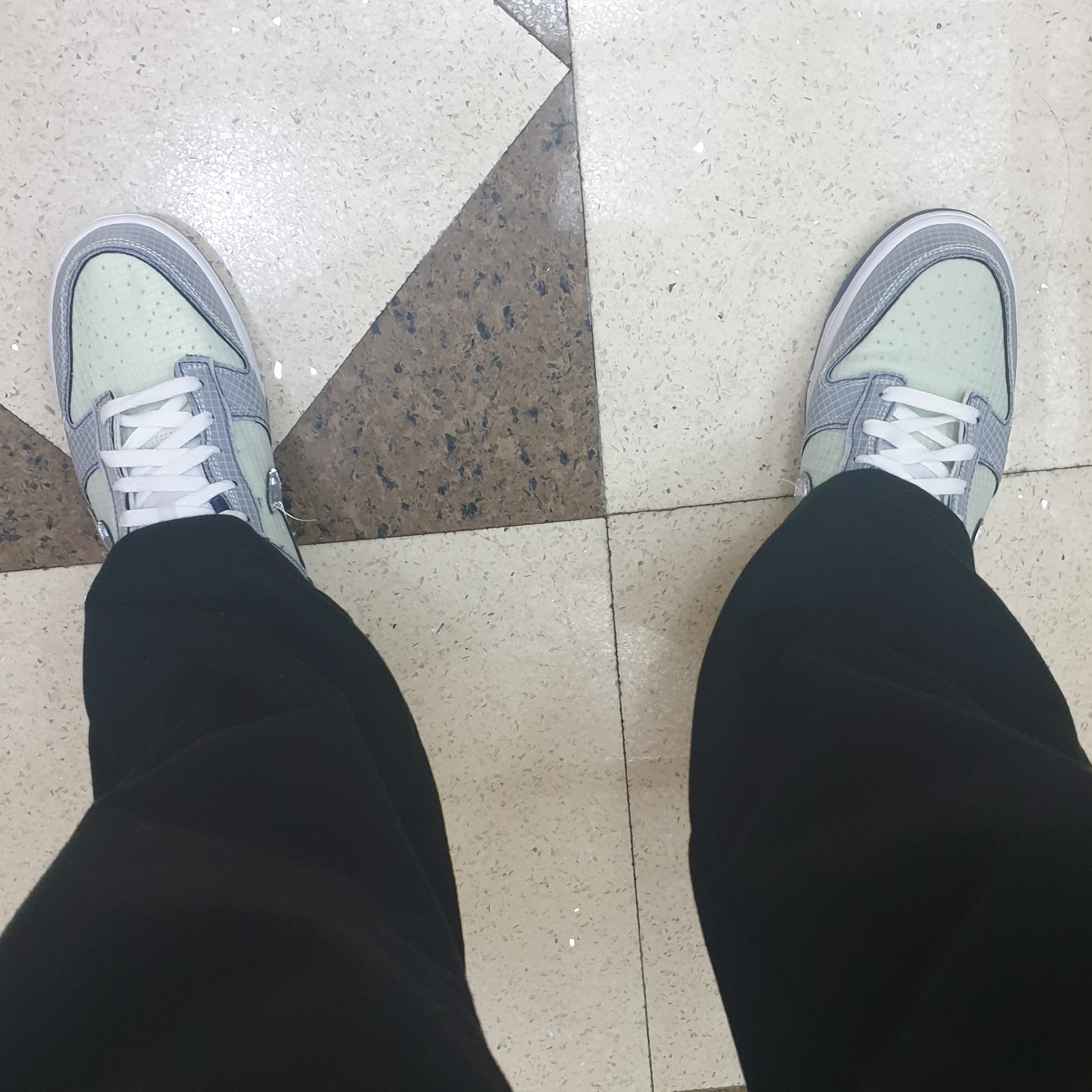 Nike x Union Dunk Low Passport Pack Pistachio 착용 스타일