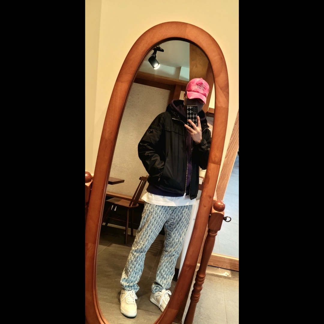 Dior B27 Low-Top Sneakers White Grey, Palace P-3D Hood Purple - 21FW 착용 스타일 - 1
