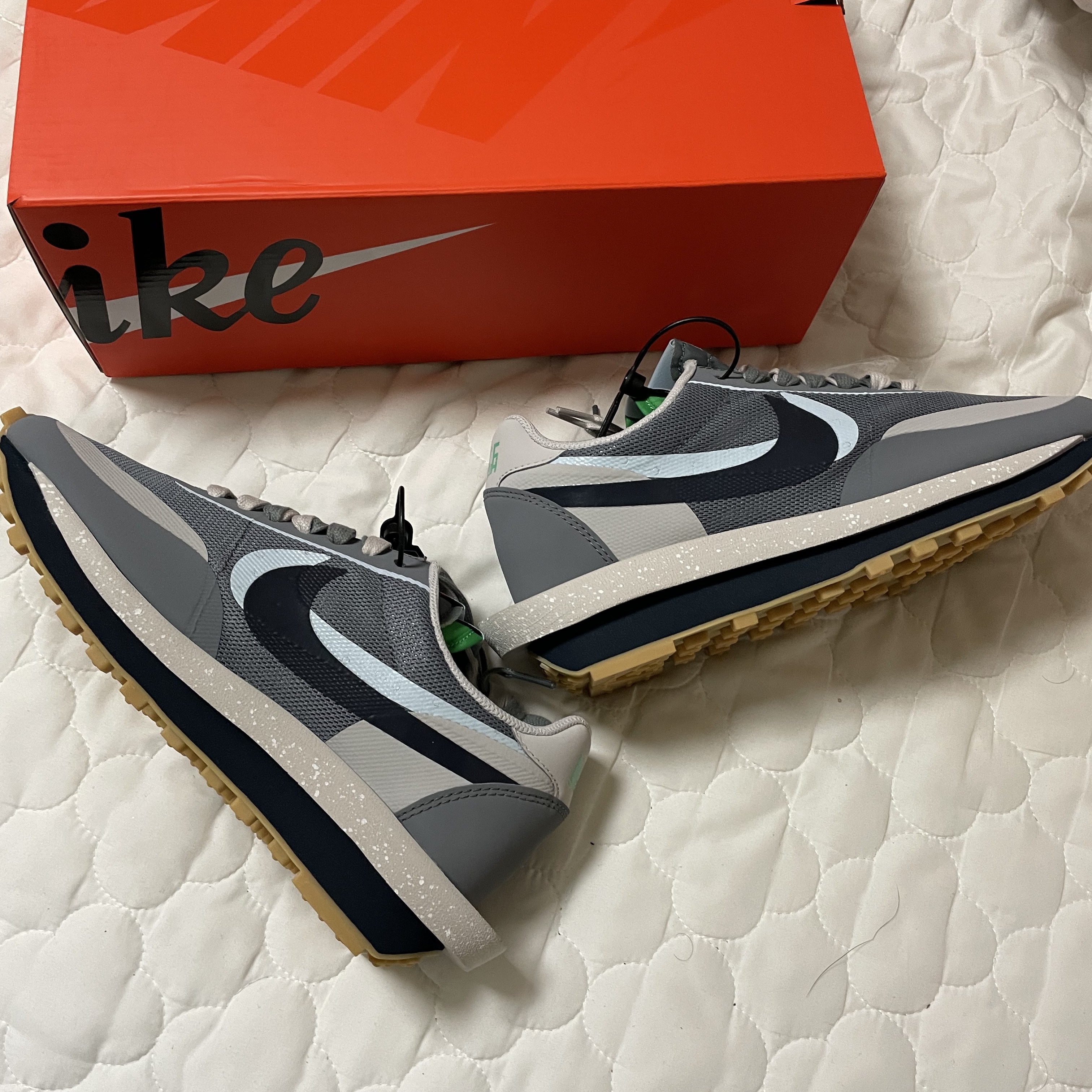 Nike x Sacai x Clot LDWaffle Cool Grey 착용 스타일