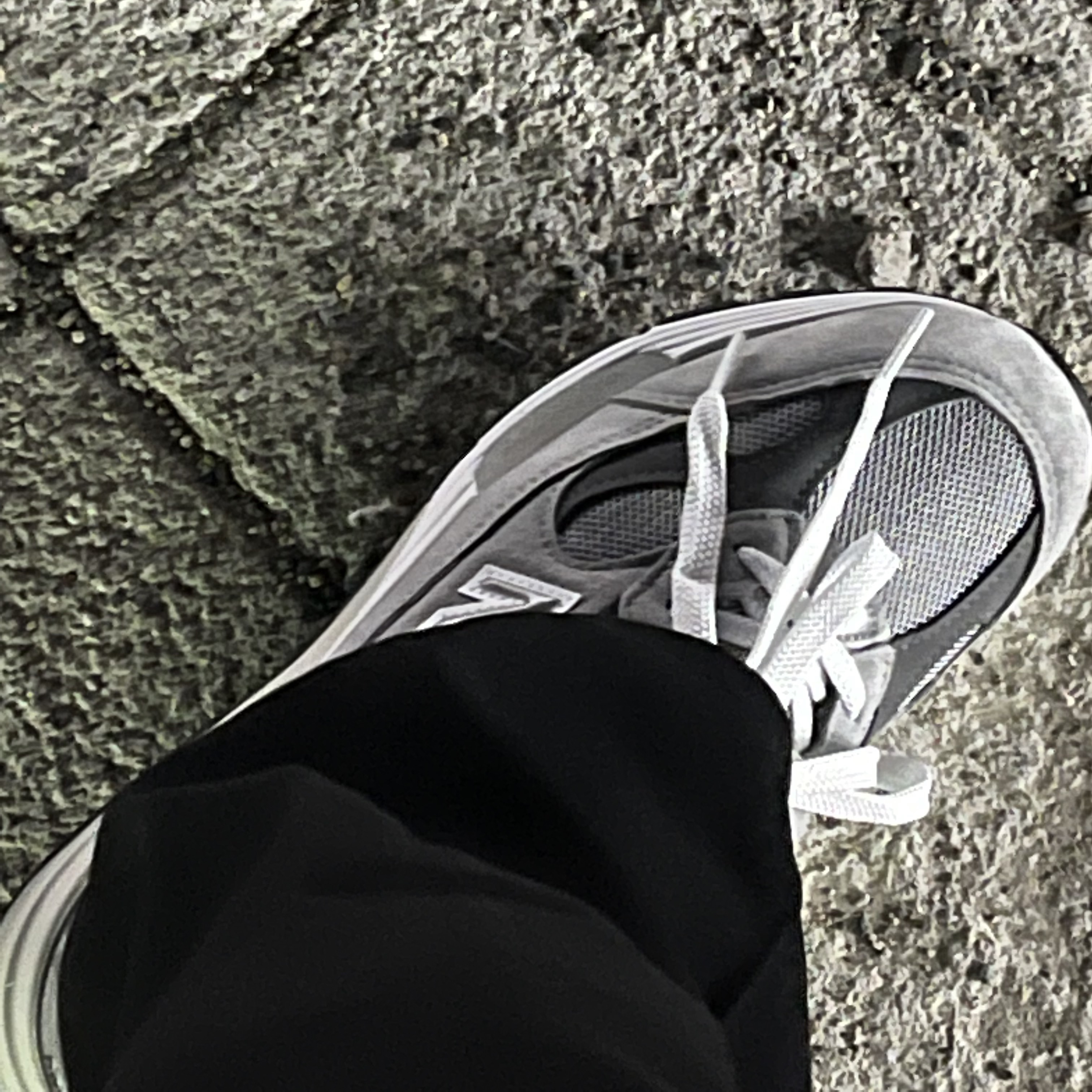 New Balance 992 Made in USA Grey - D Standard 착용 스타일