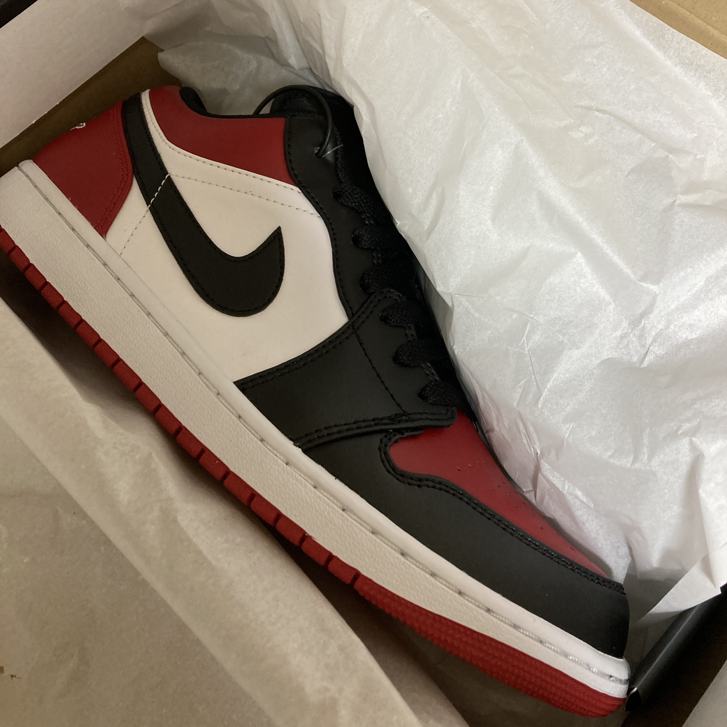 Jordan 1 Low Bred Toe 착용 스타일