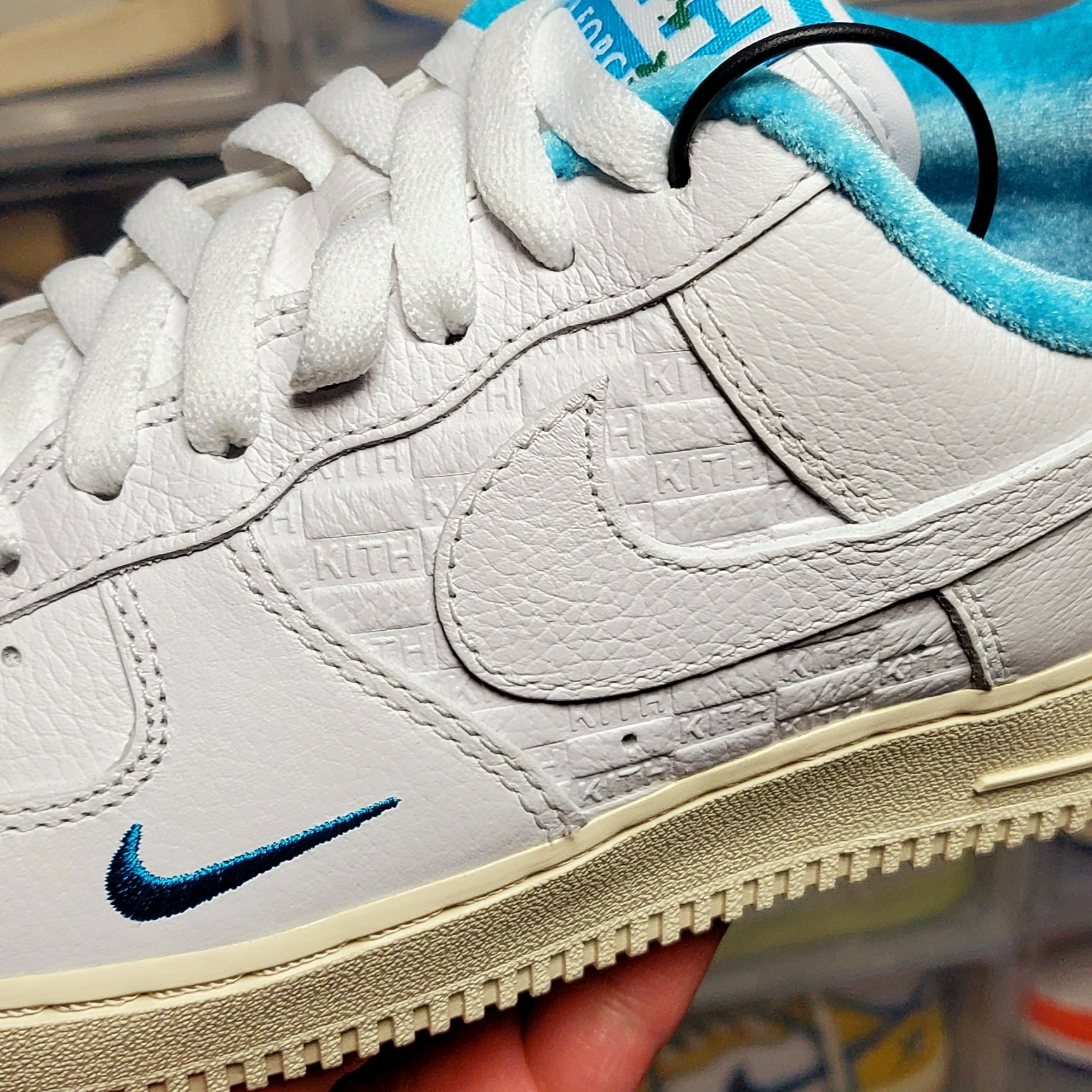 Nike x Kith Air Force 1 Low Hawaii 착용 스타일 - 4