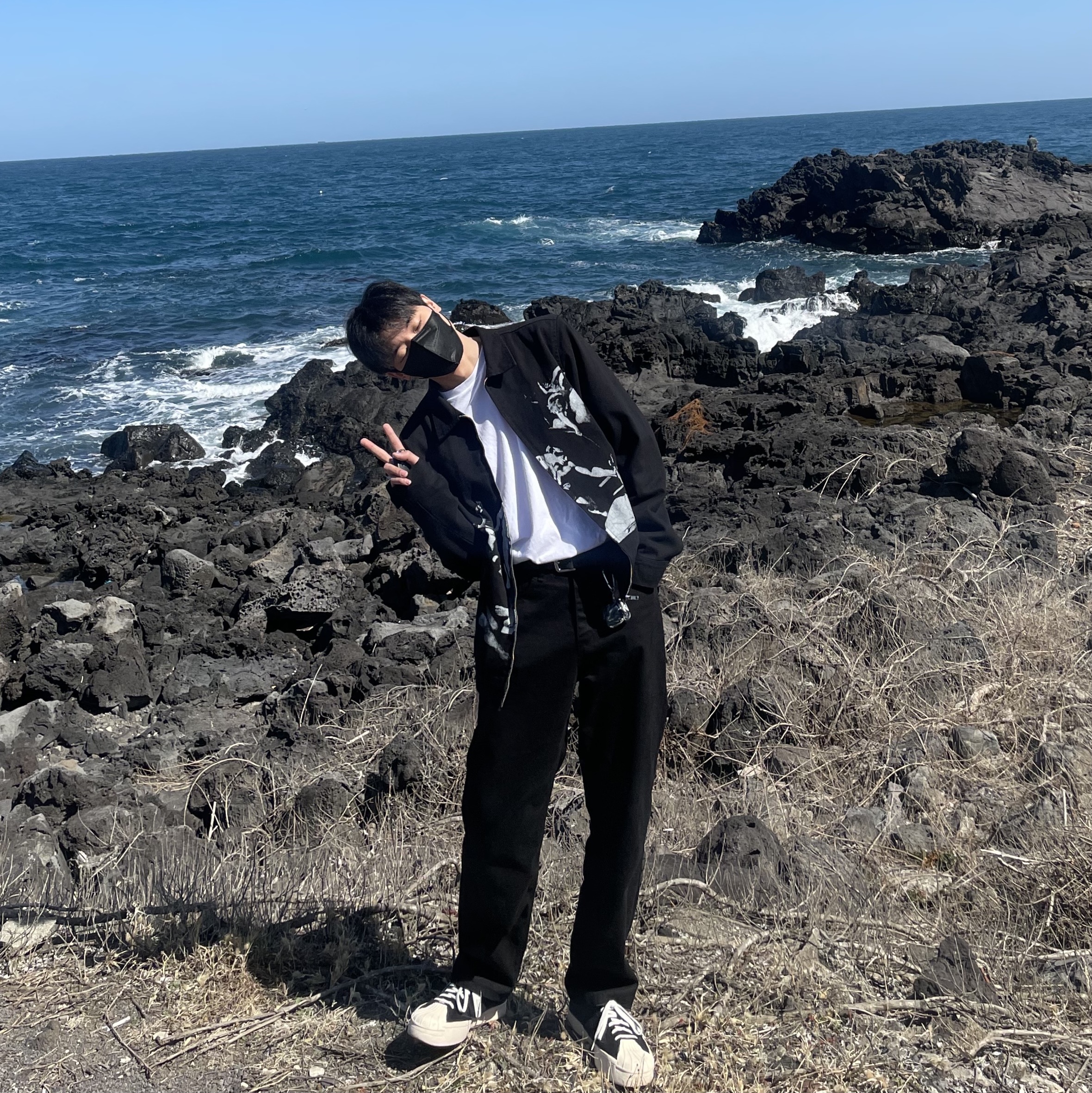 Y-3 Yohji Star Black 착용 스타일