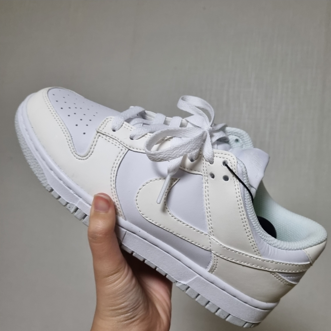 (W) Nike Dunk Low Next Nature Sail 착용 스타일 - 1