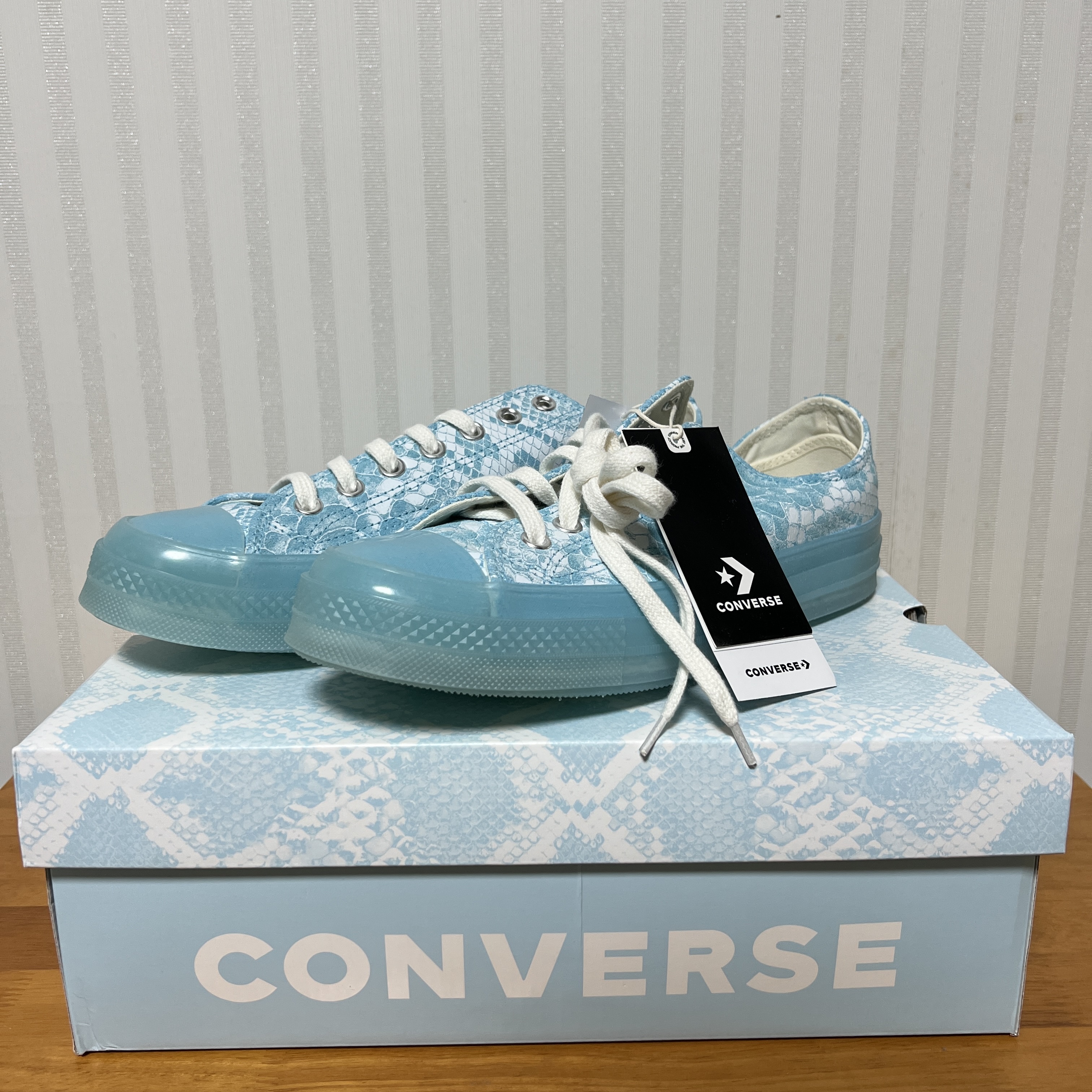 Converse x Golf Wang Chuck 70 Ox Snake Blue Topaz 착용 스타일 - 2