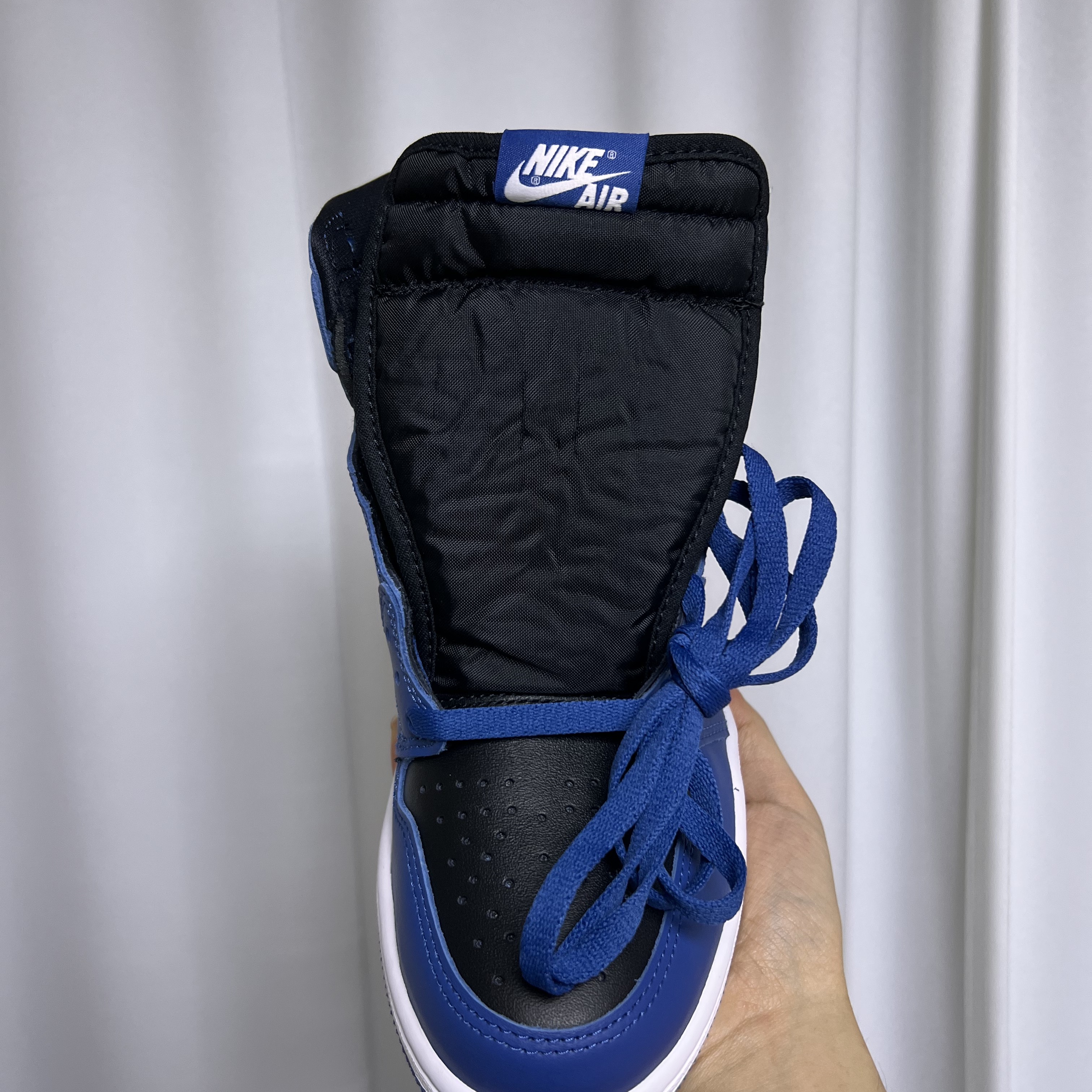 Jordan 1 Retro High OG Dark Marina Blue 착용 스타일 - 4