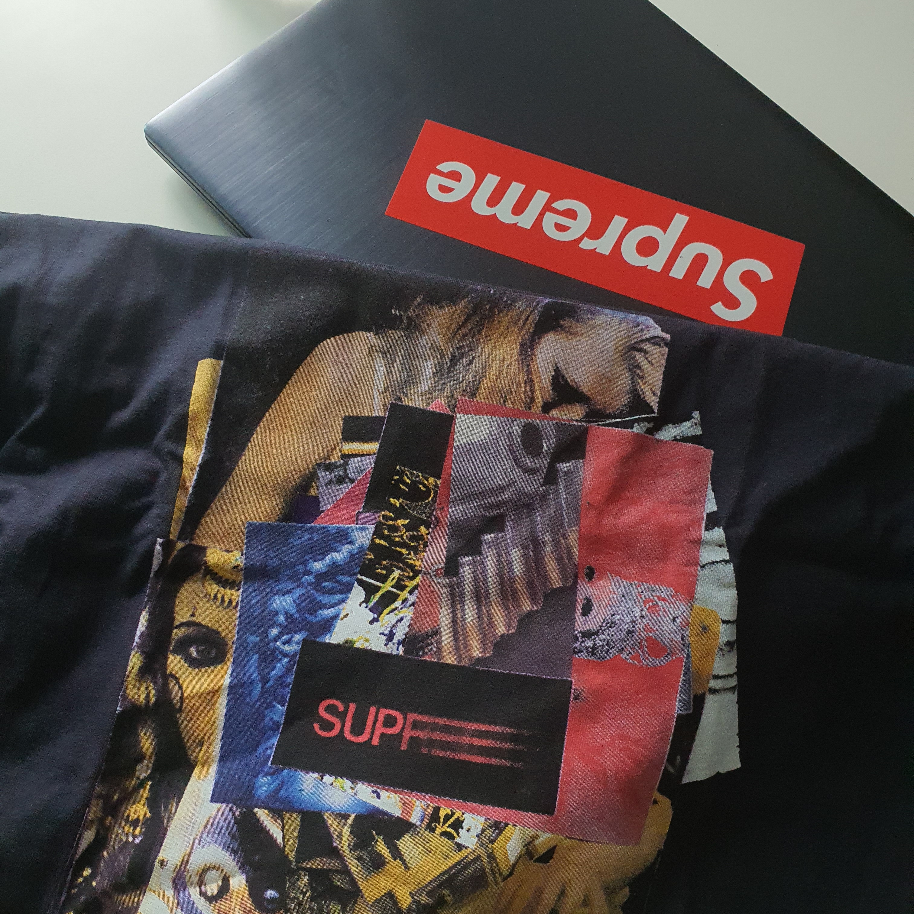 Supreme Stack T-Shirt Black - 21FW 착용 스타일