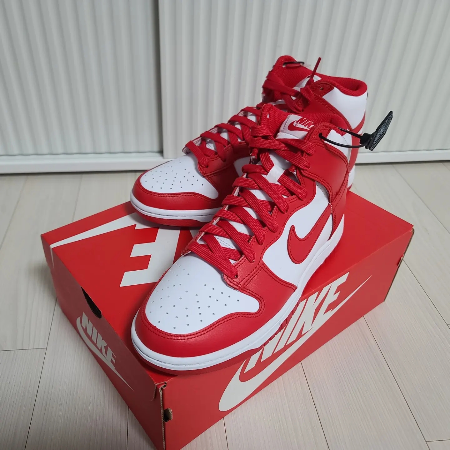 Nike Dunk High Retro Championship White and Red, Nike Dunk High Retro Championship Navy 착용 스타일 - 3