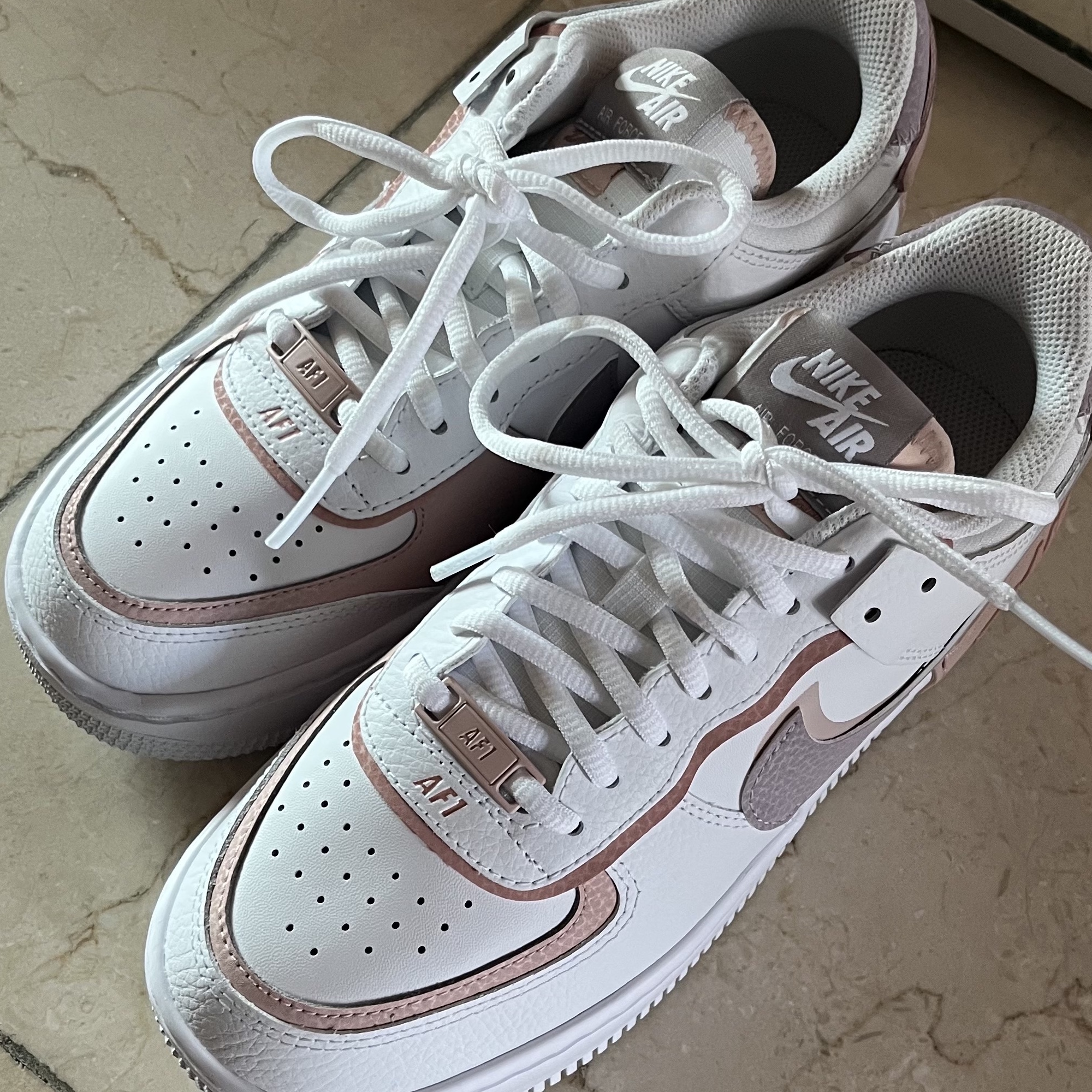 (W) Nike Air Force 1 Shadow White Pink Oxford 착용 스타일 - 4