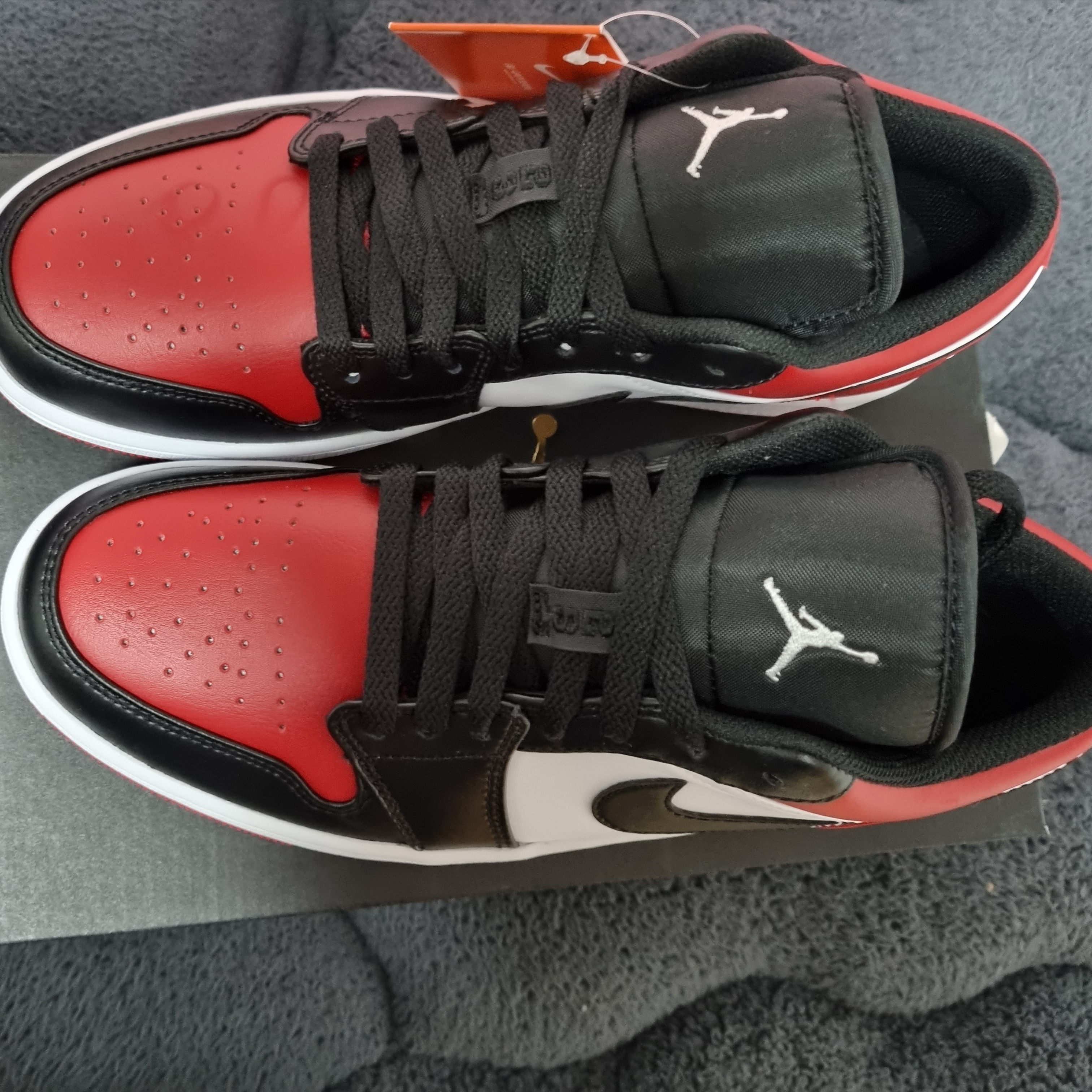 Jordan 1 Low Bred Toe 착용 스타일
