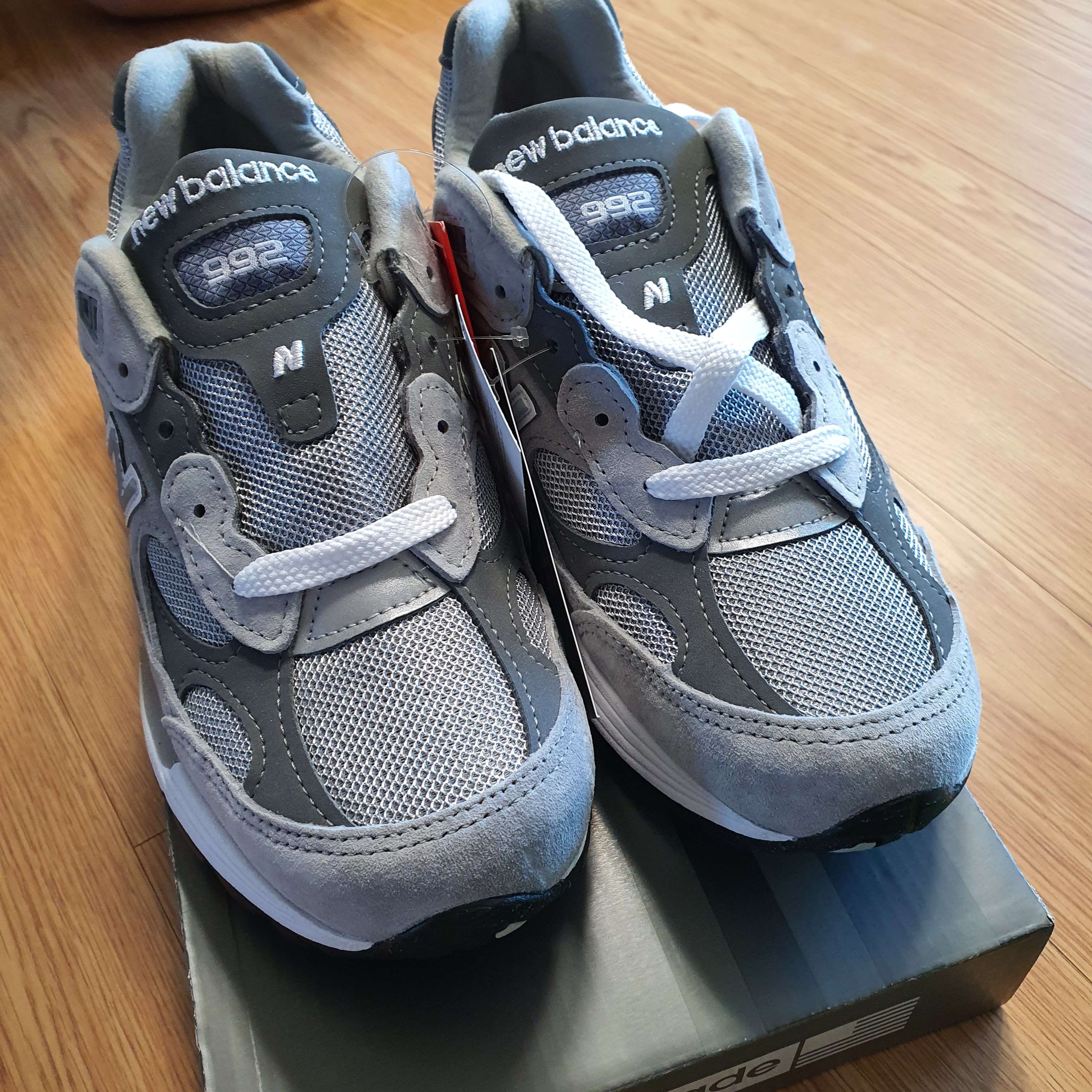 New Balance 992 Made in USA Grey - D Standard 착용 스타일 - 2